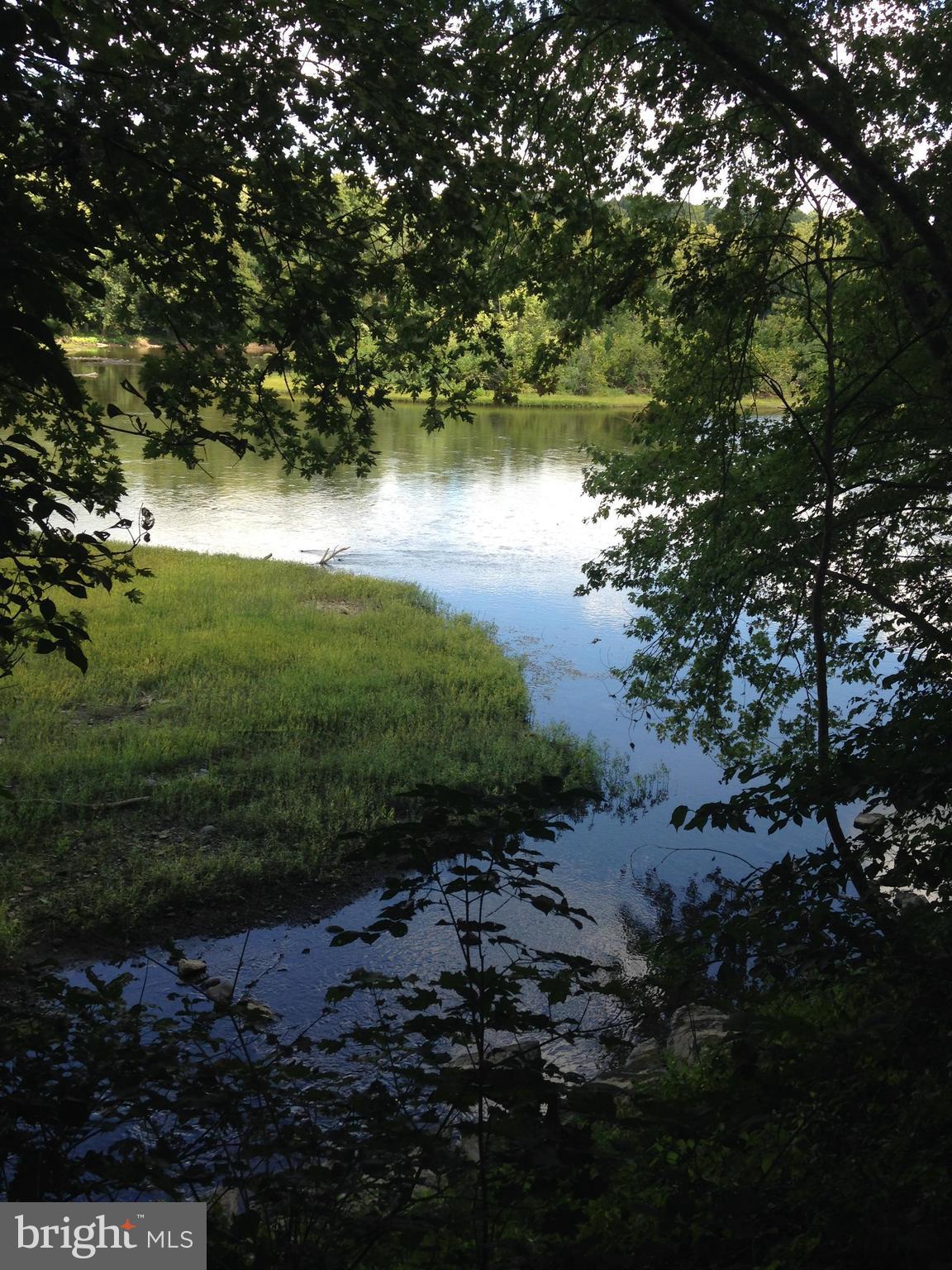 POTOMAC HILLS - Land