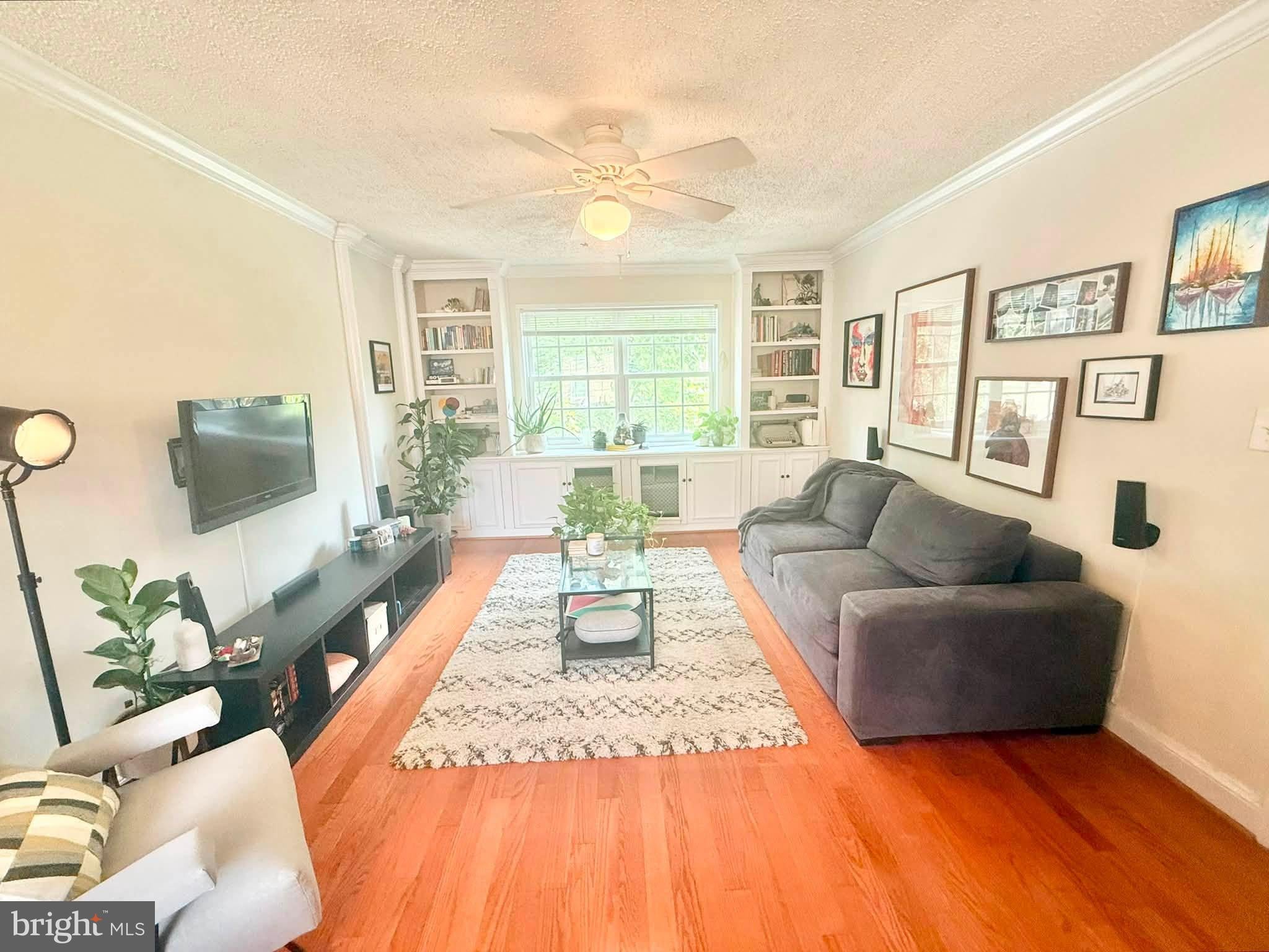 1616 W ABINGDON DRIVE W 202