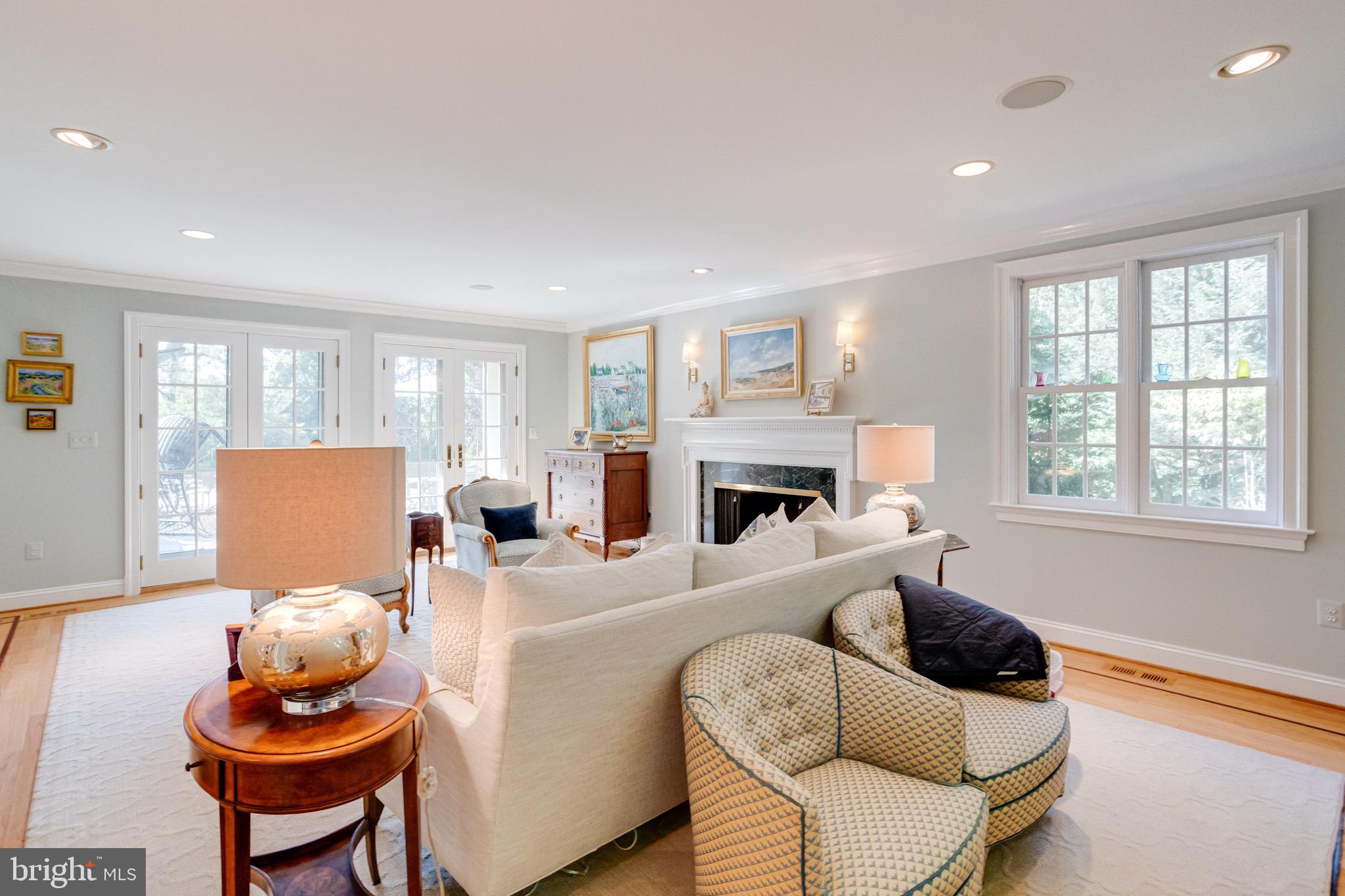 RUXTON - Residential