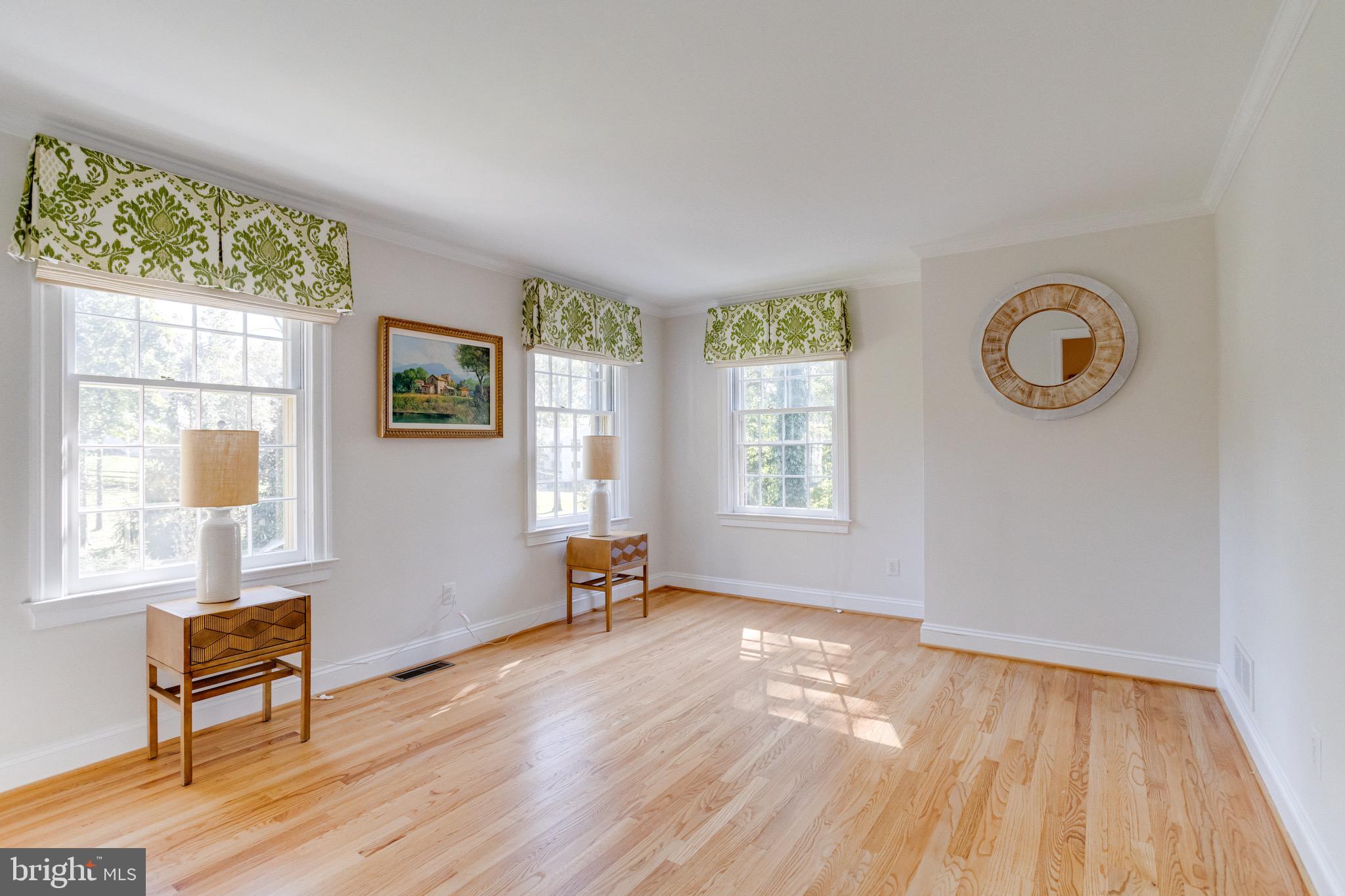 RUXTON - Residential