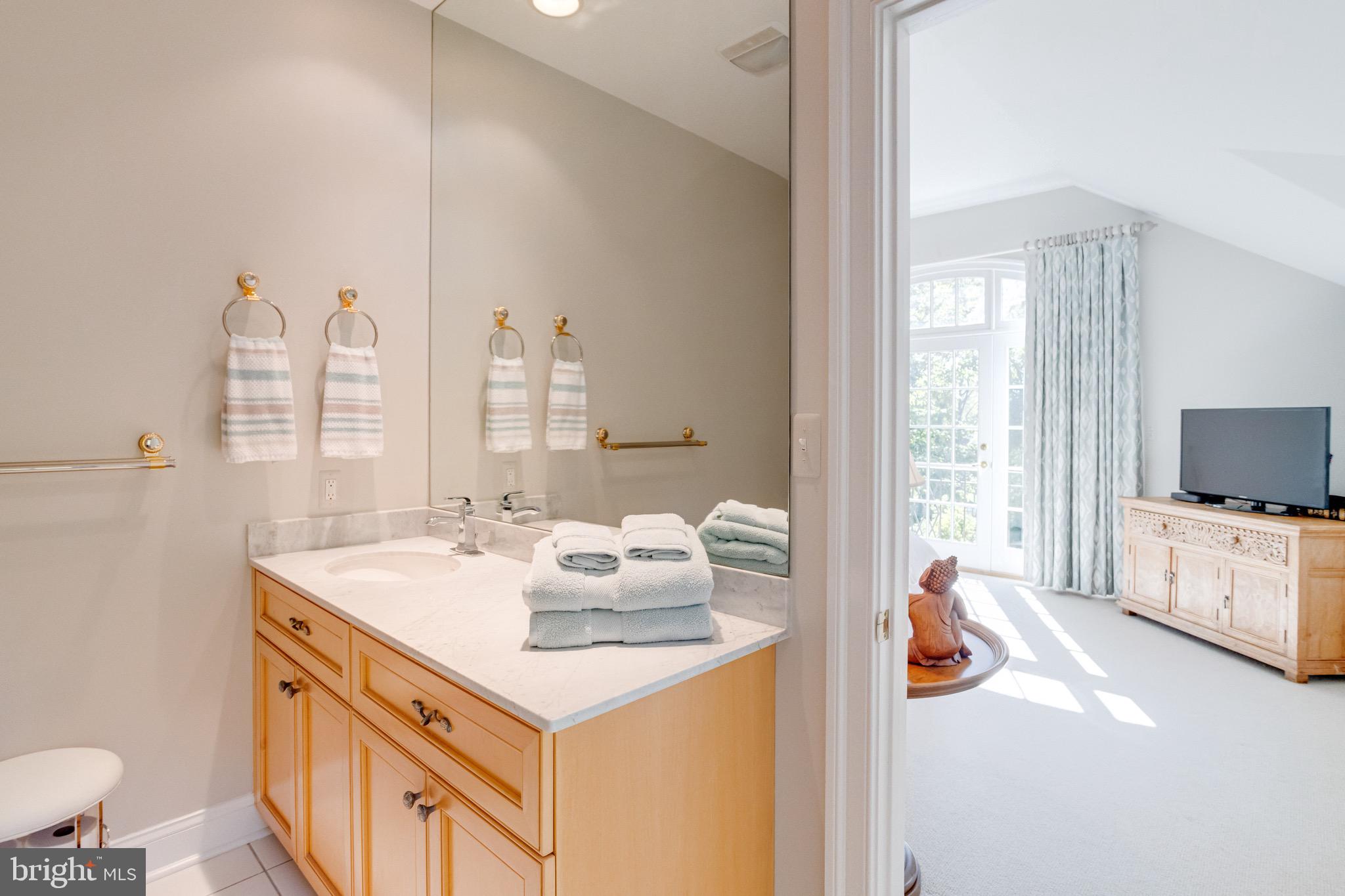 RUXTON - Residential