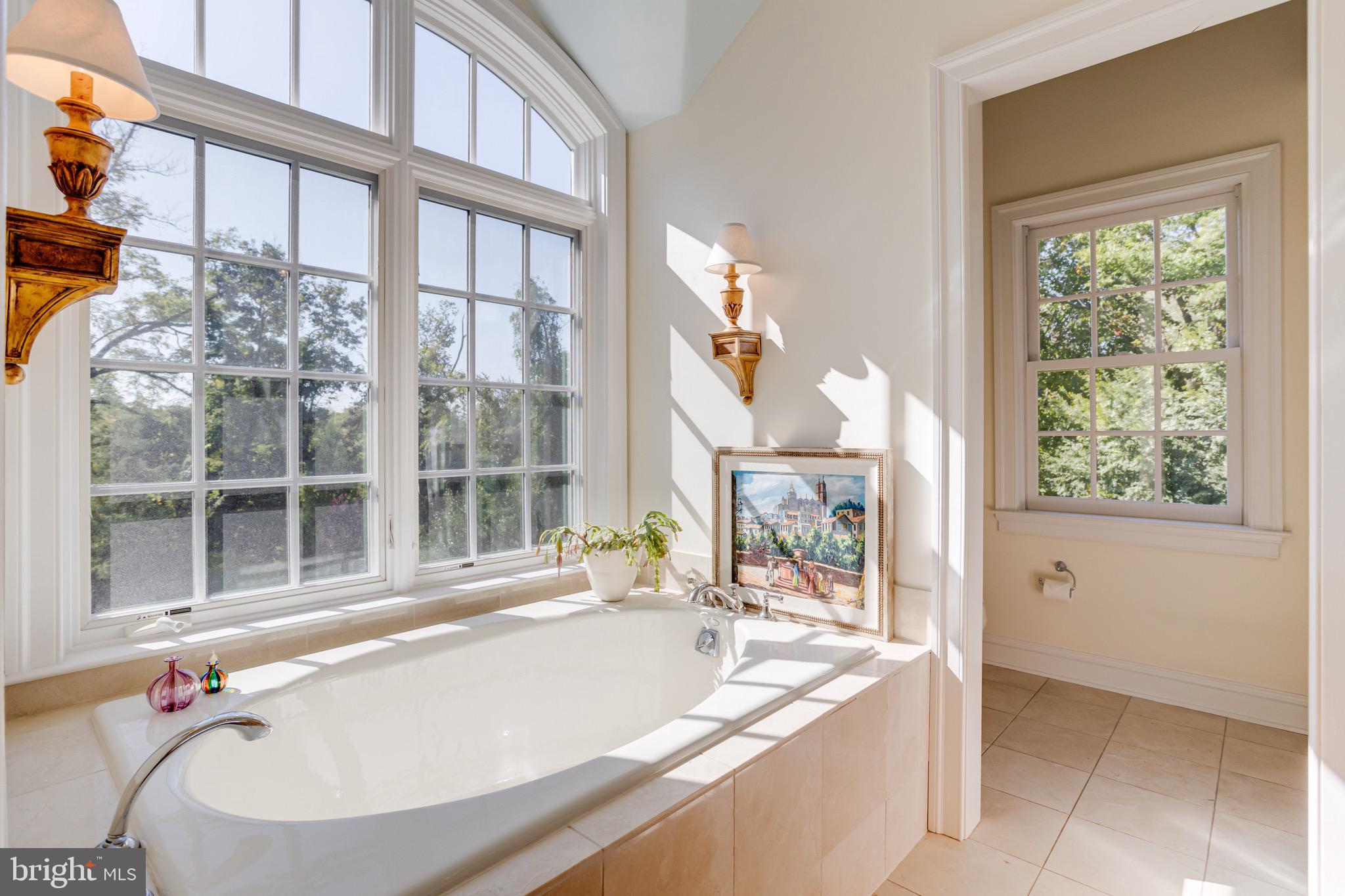 RUXTON - Residential