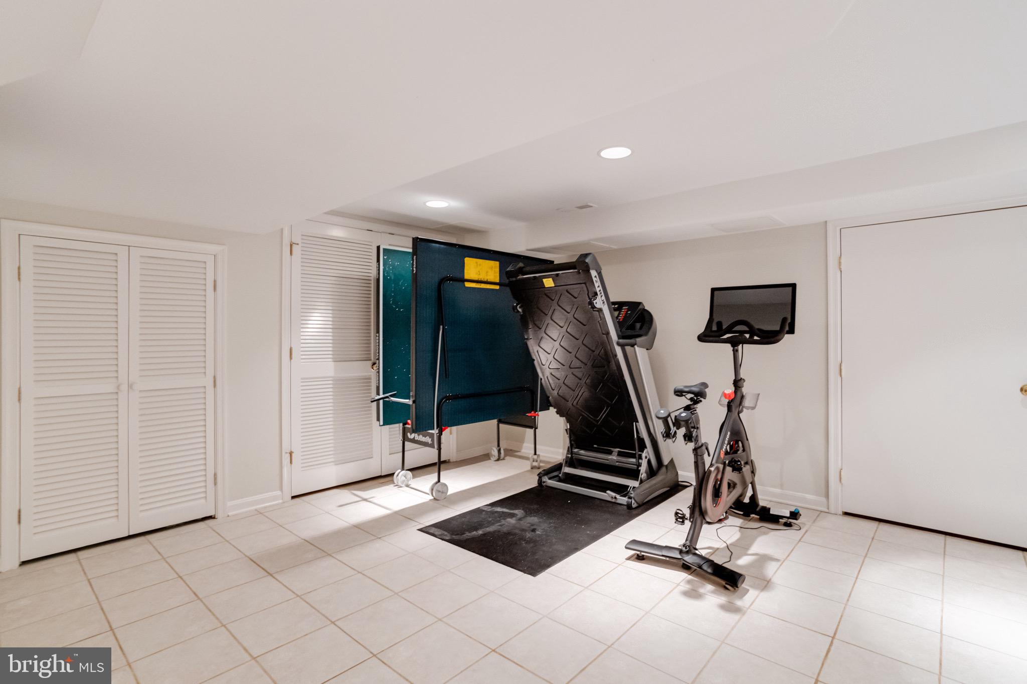 RUXTON - Residential