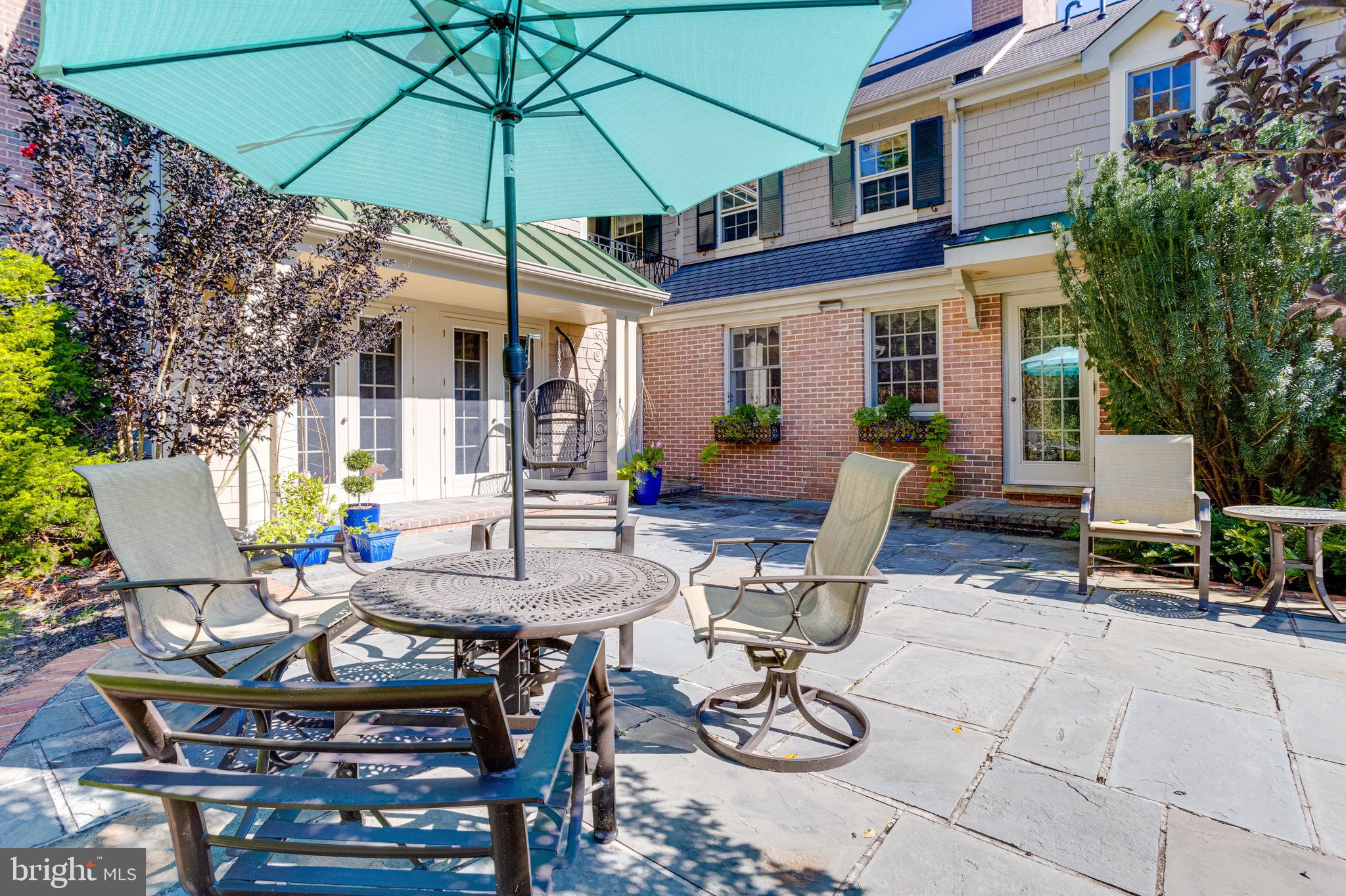 RUXTON - Residential