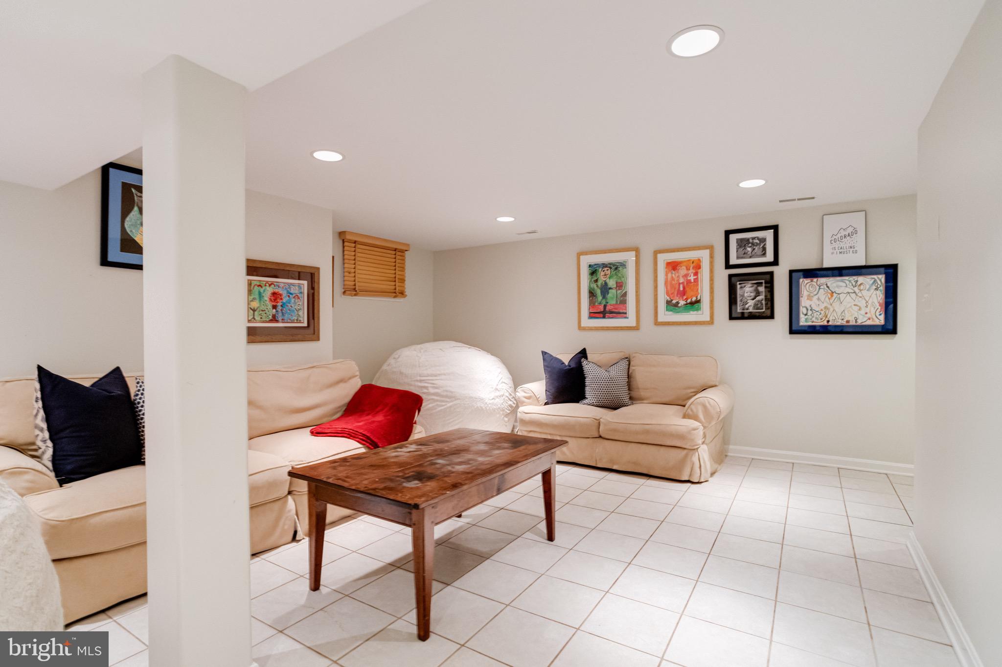 RUXTON - Residential