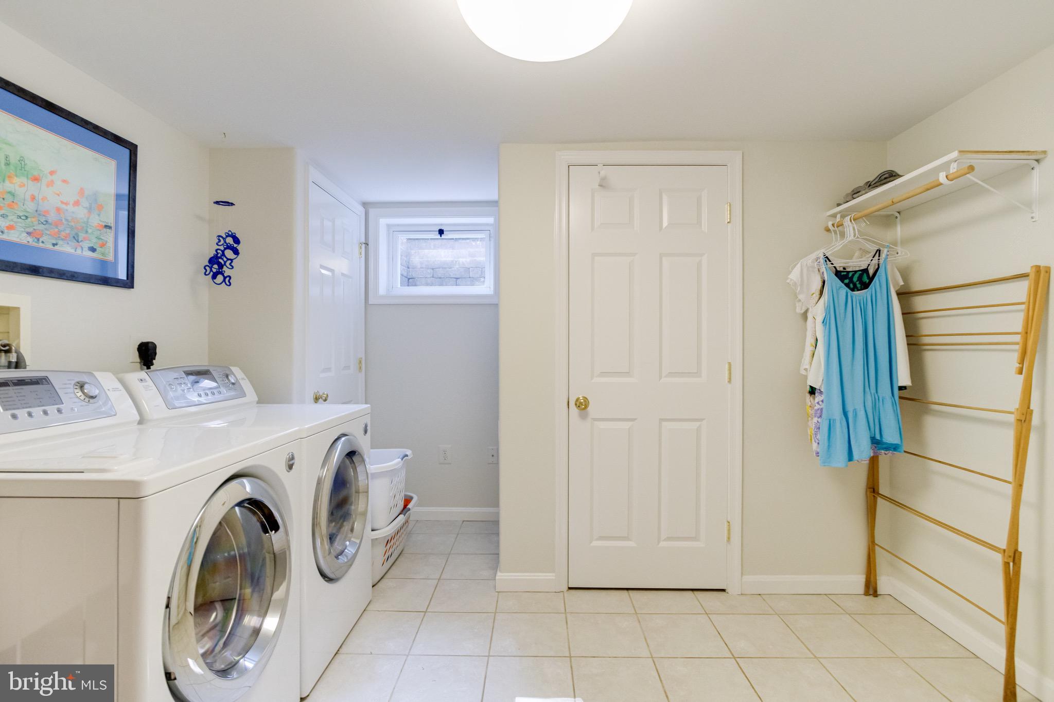 RUXTON - Residential