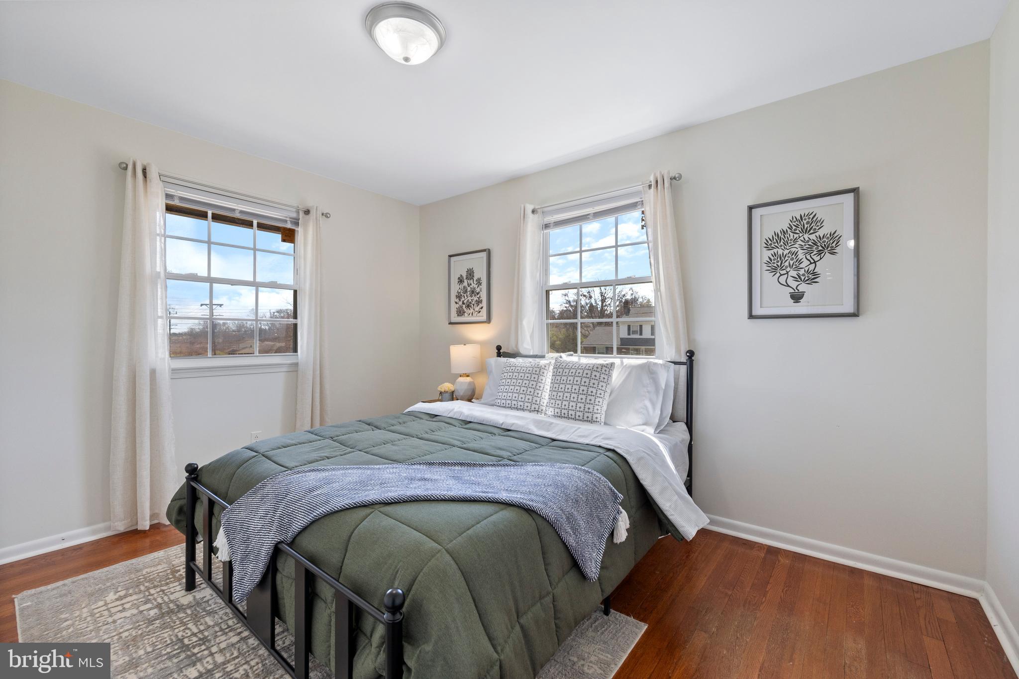 CALVERTON - Residential