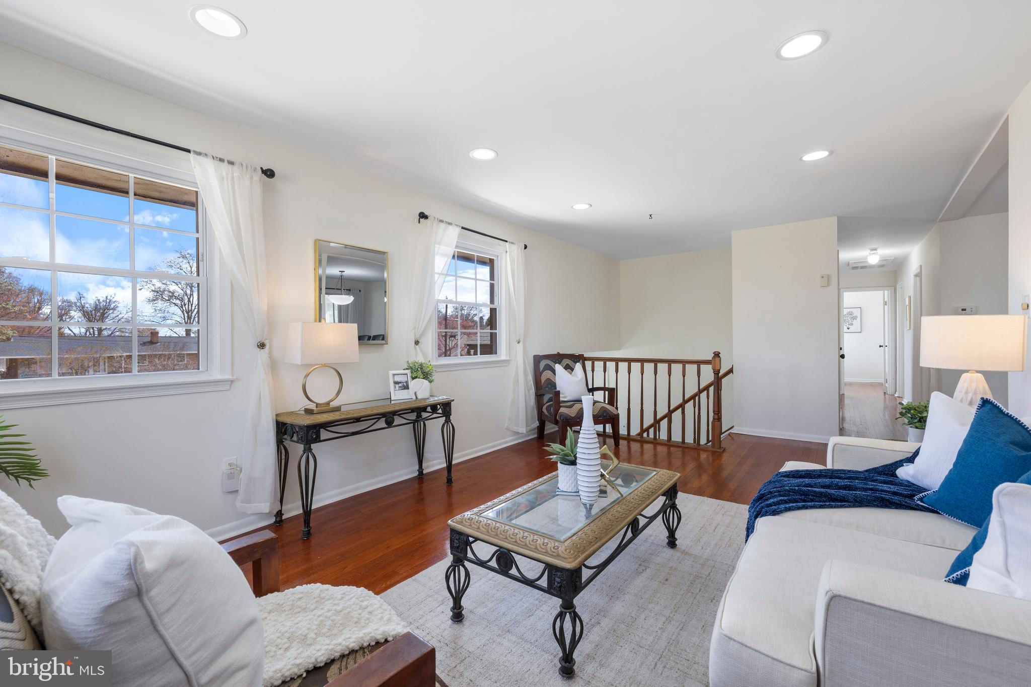 CALVERTON - Residential