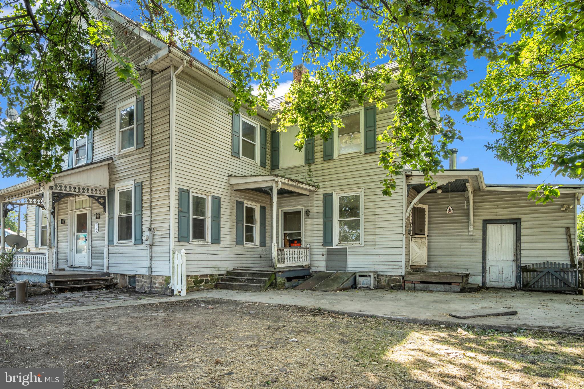 10390 RACCOON VALLEY ROAD