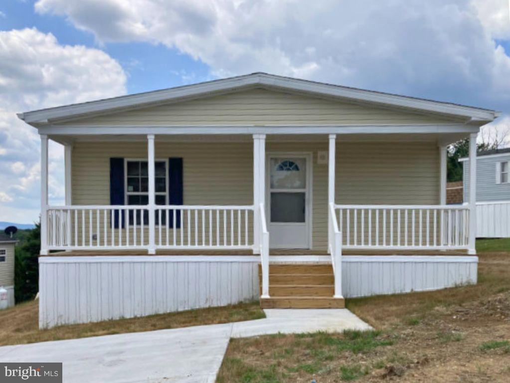 NORTHVIEW MANOR - Residential