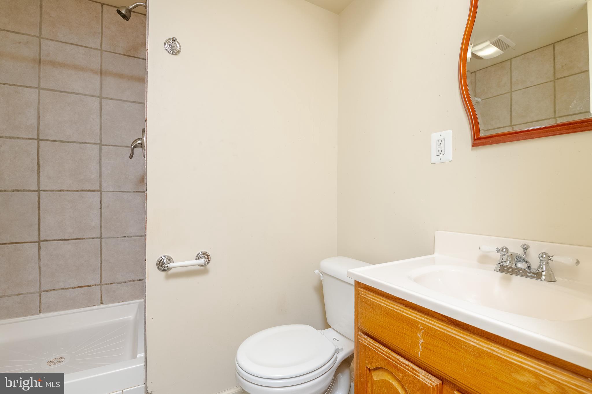 STANSBURY MANOR - Residential