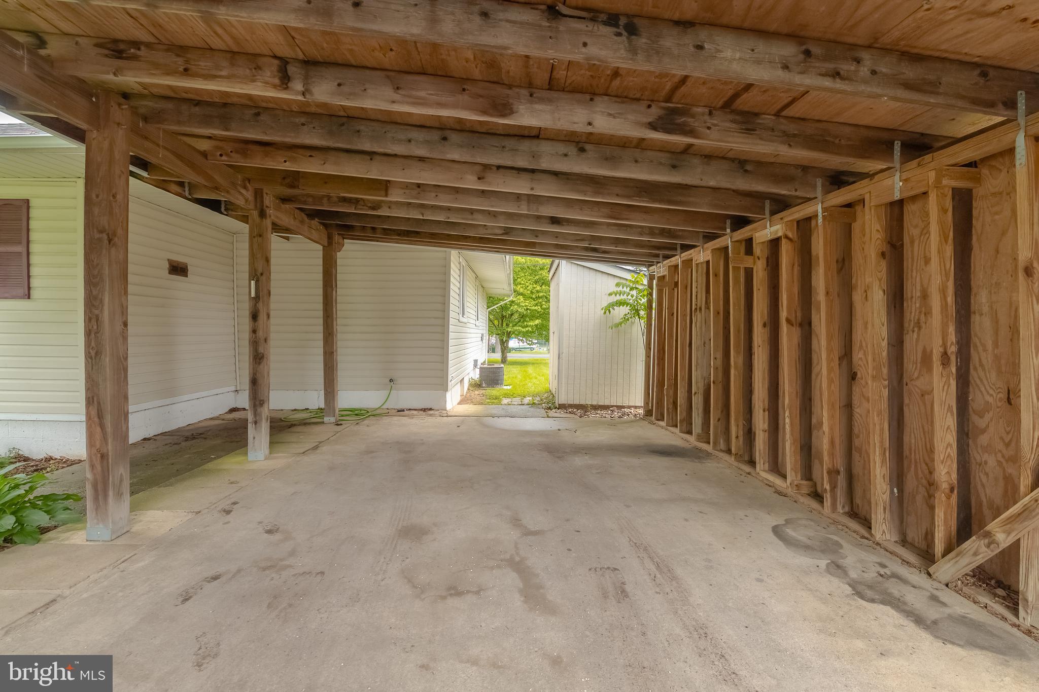 STANSBURY MANOR - Residential