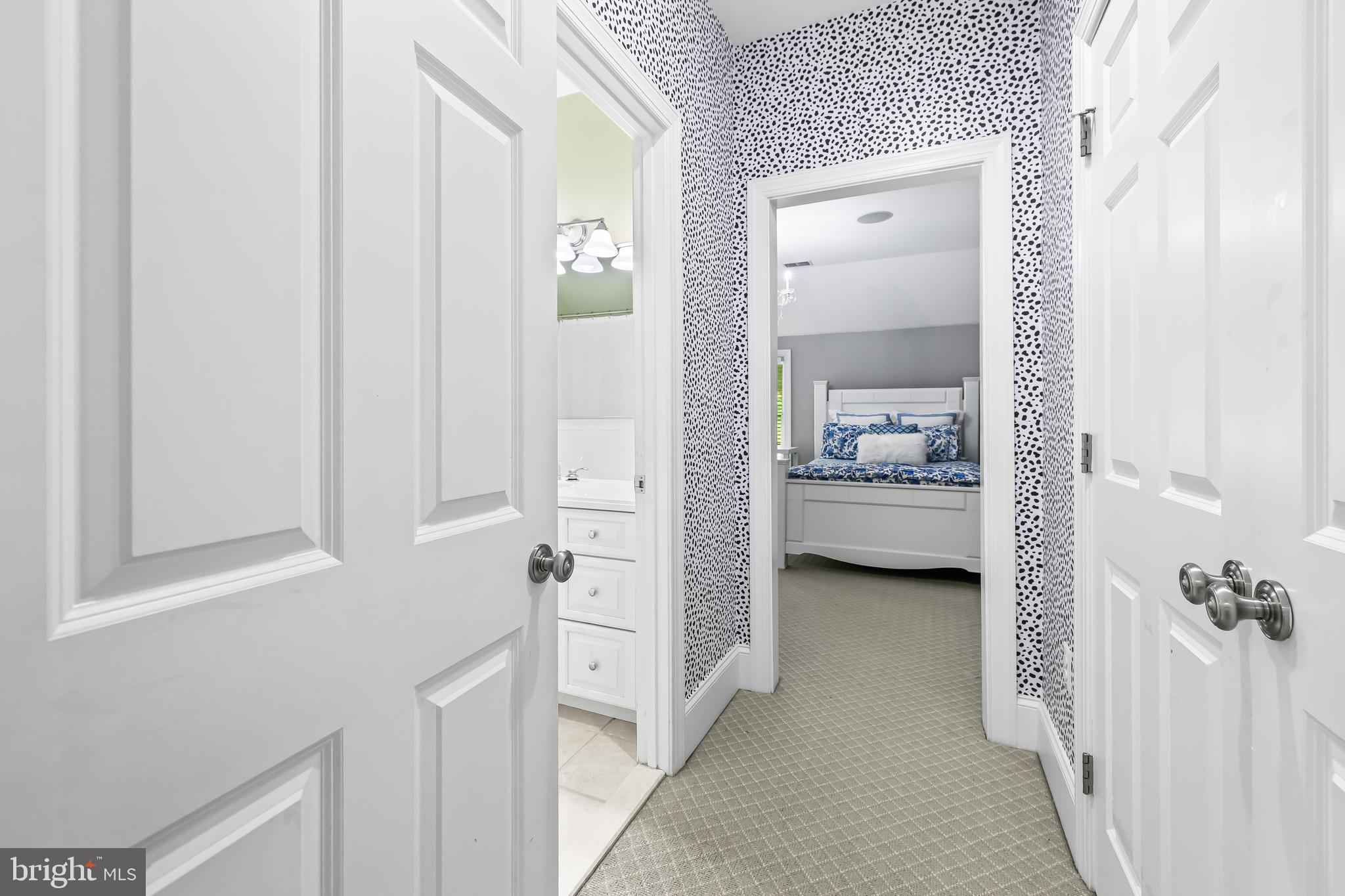 GREENSPRING VALLEY - Residential