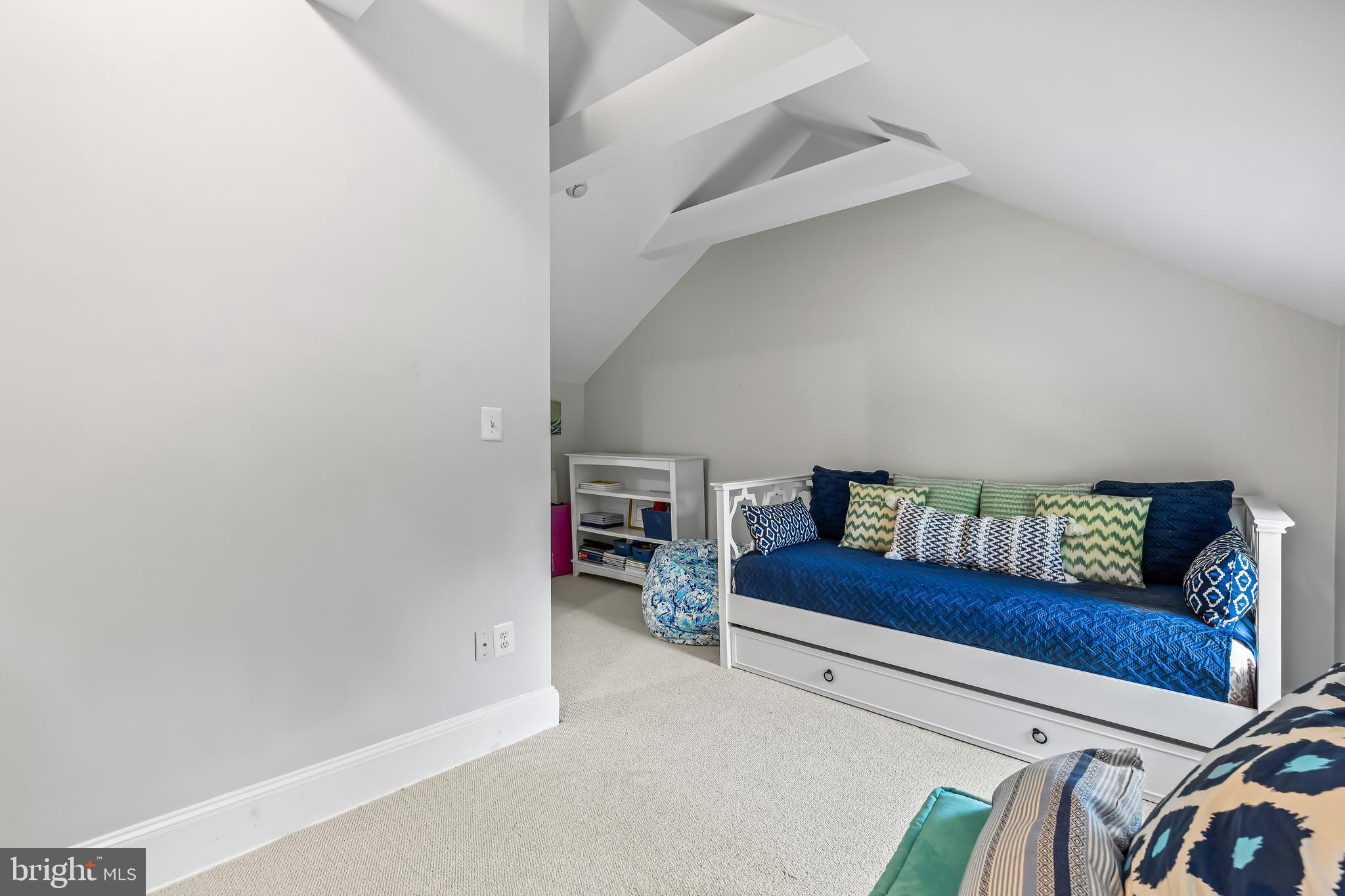 GREENSPRING VALLEY - Residential