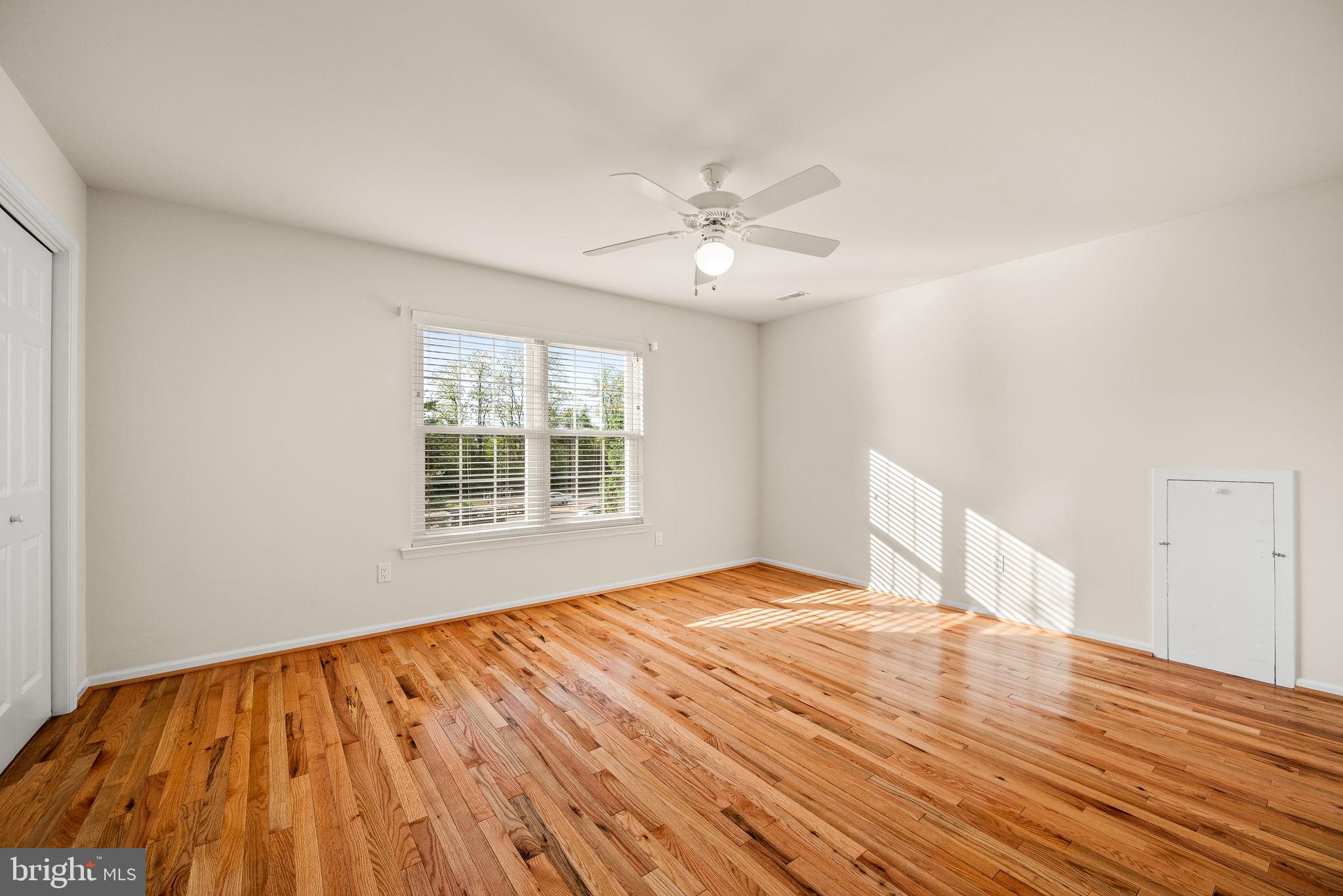 VICTORIA GARDENS - Residential