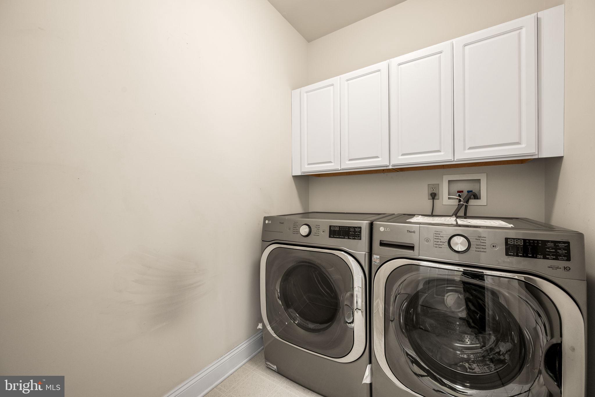 VICTORIA GARDENS - Residential