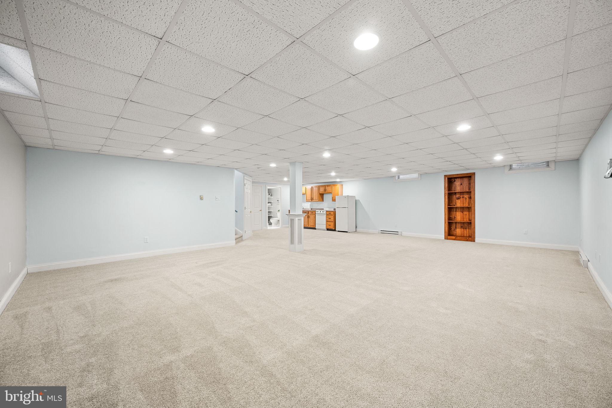 VICTORIA GARDENS - Residential