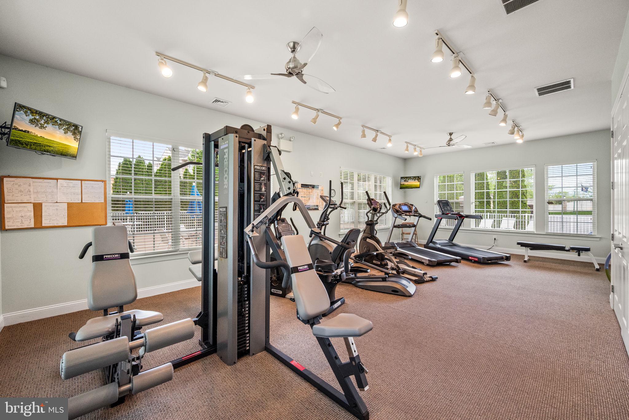 VICTORIA GARDENS - Residential