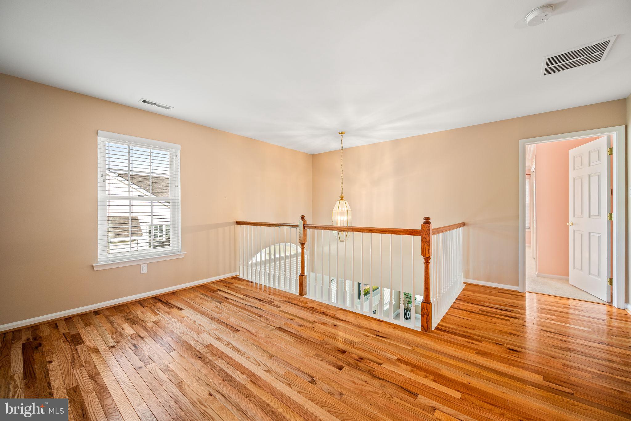 VICTORIA GARDENS - Residential