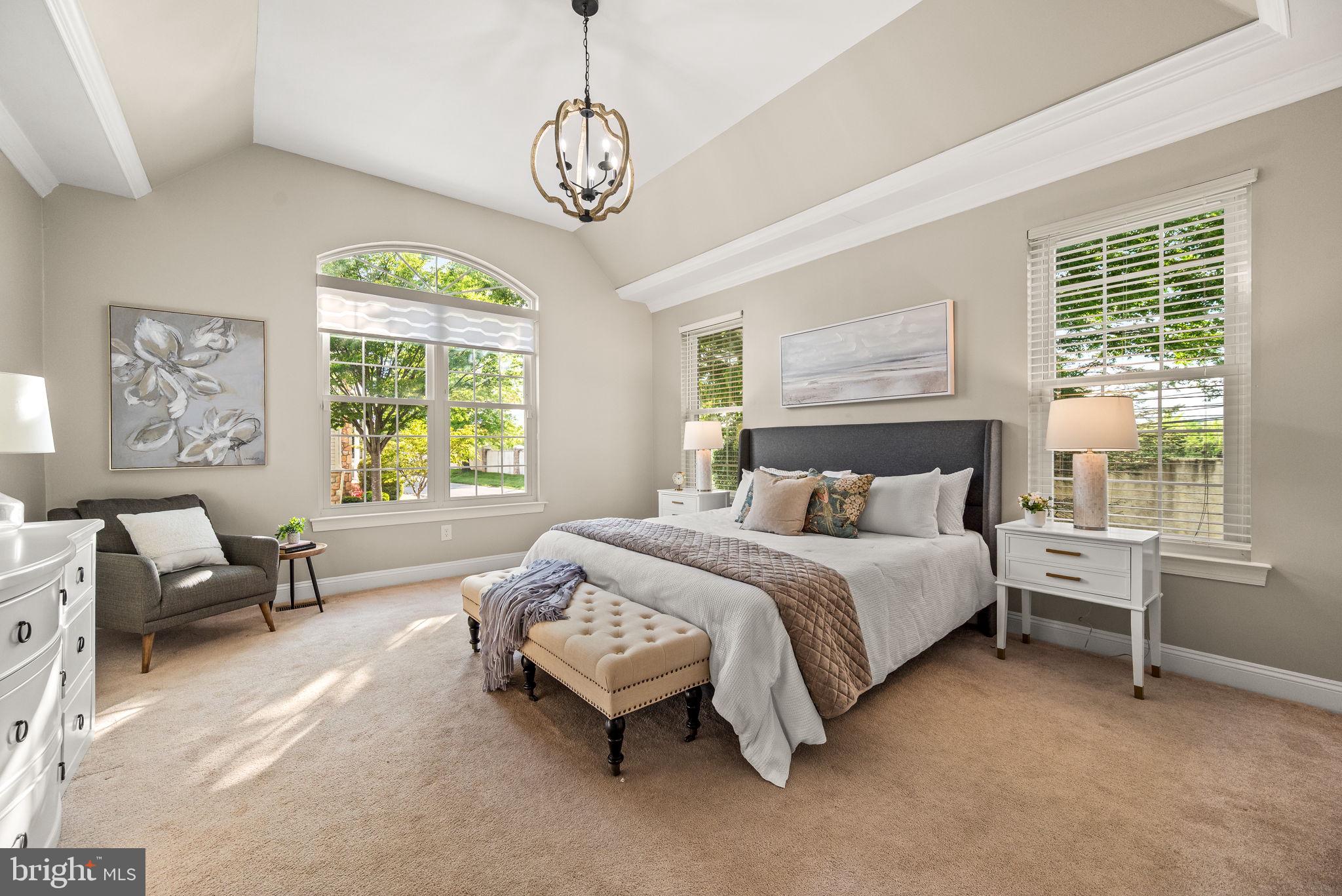 VICTORIA GARDENS - Residential