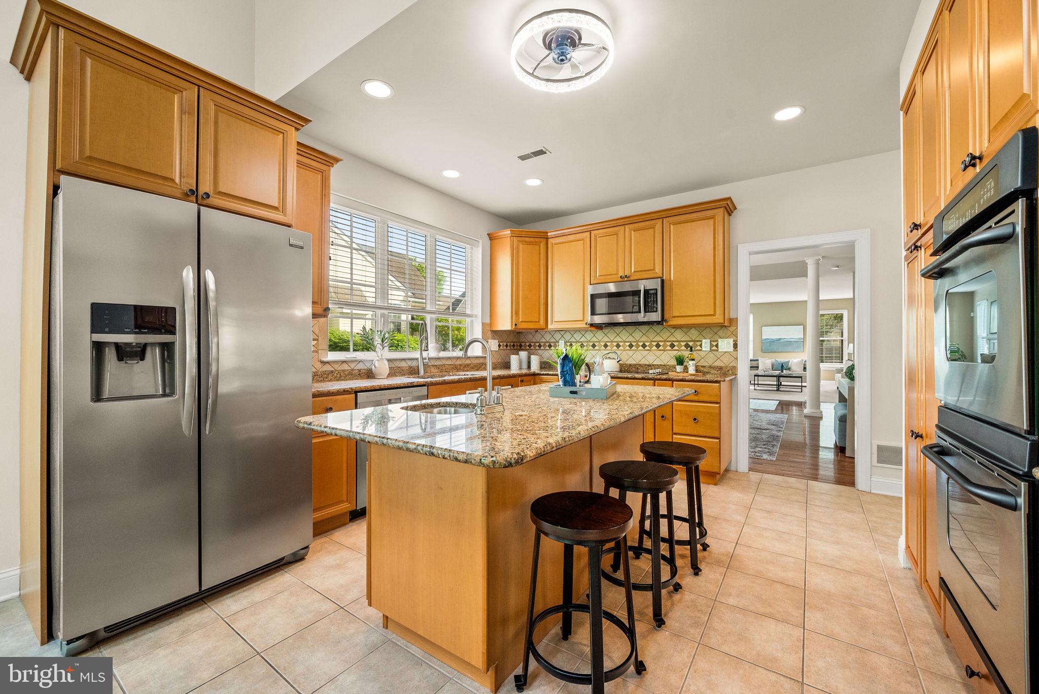 VICTORIA GARDENS - Residential