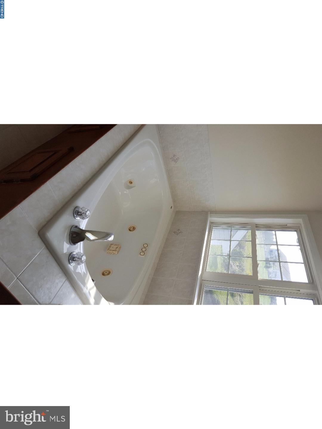 WOODS EDGE - Residential