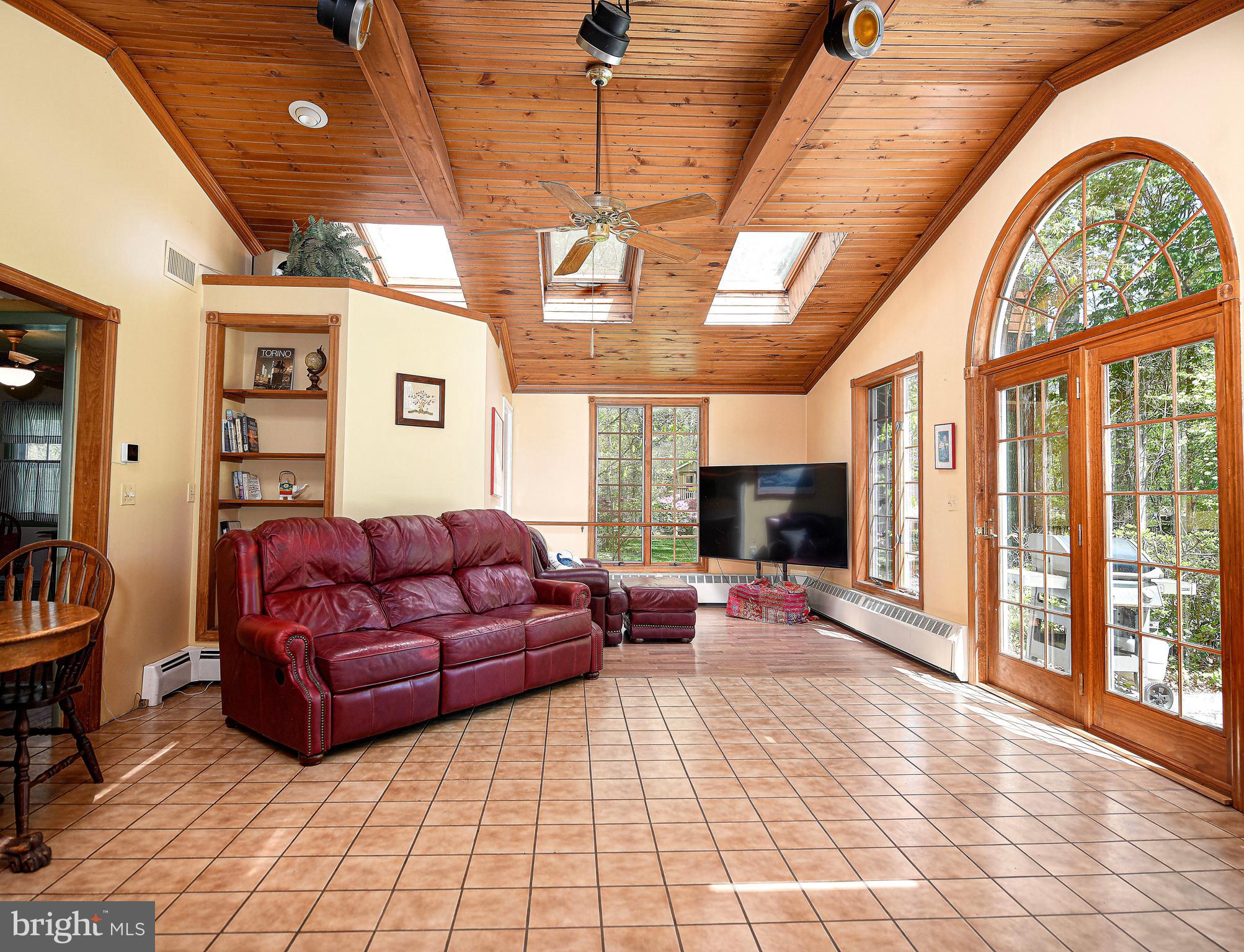 HOMELANDS - Residential