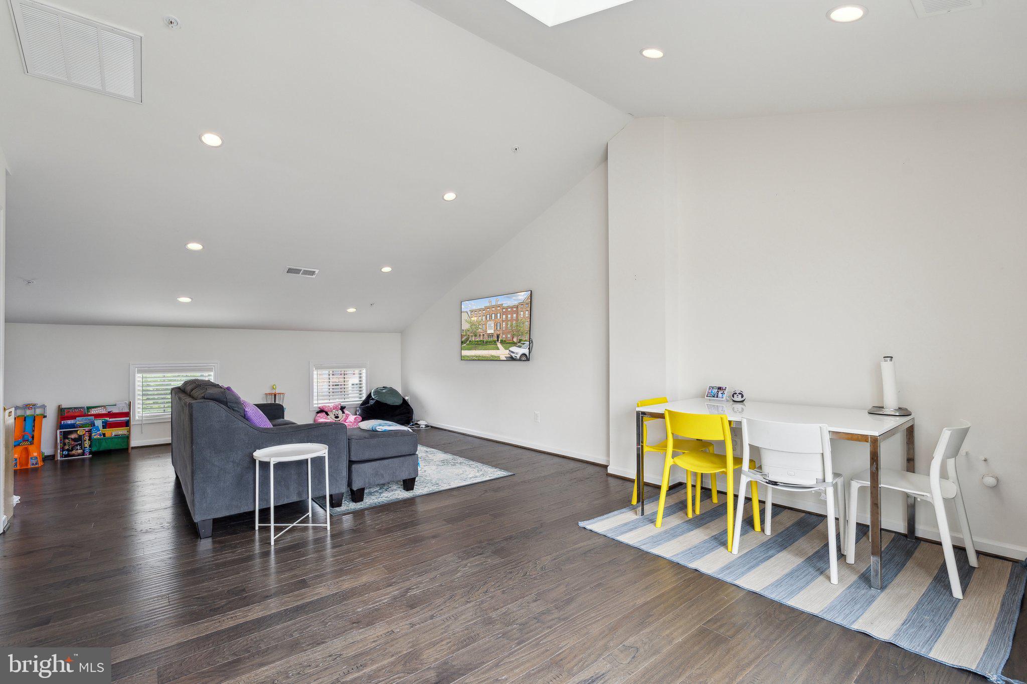 MOOREFIELD STATION - Residential