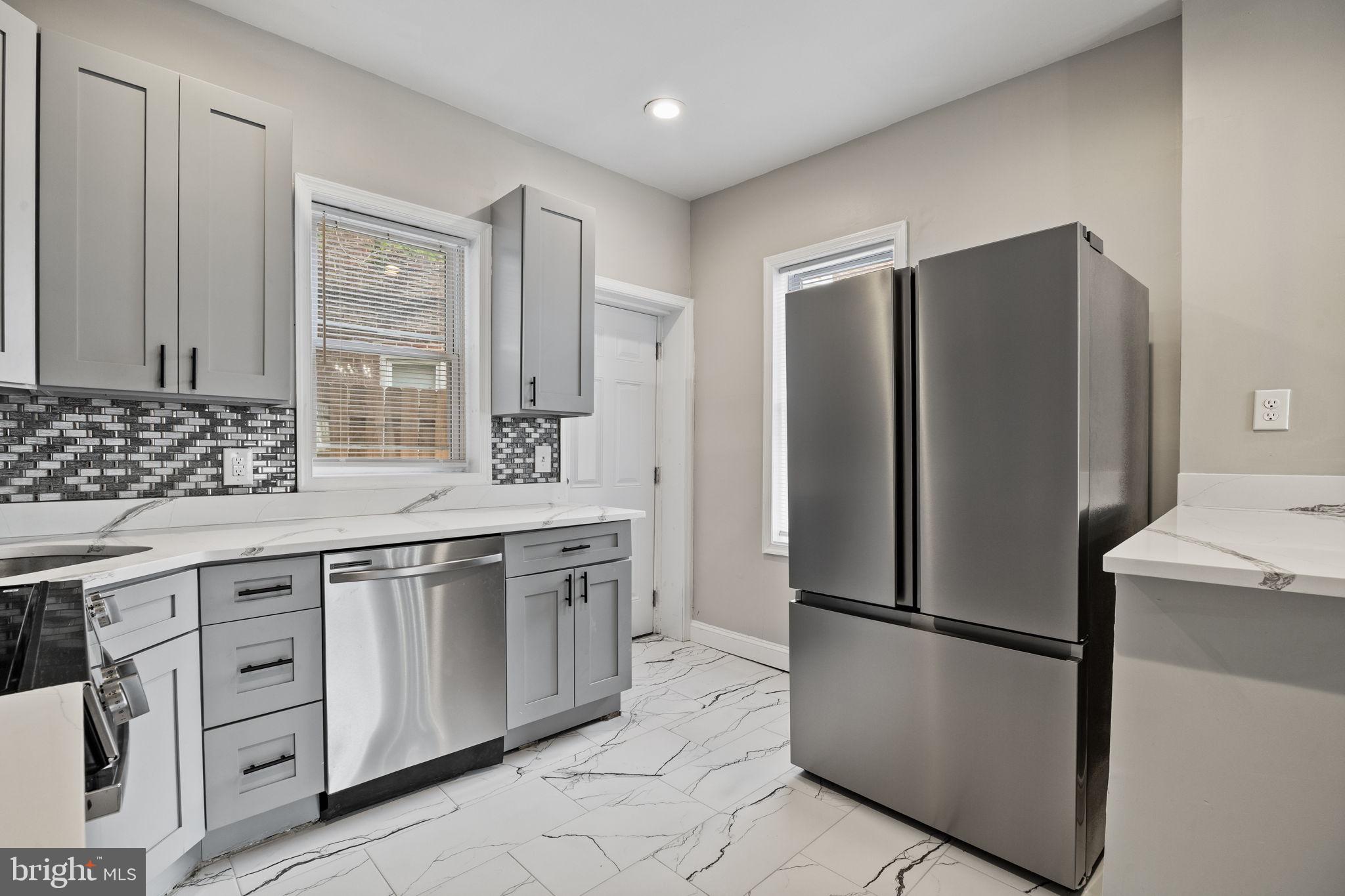 MANTUA - Residential