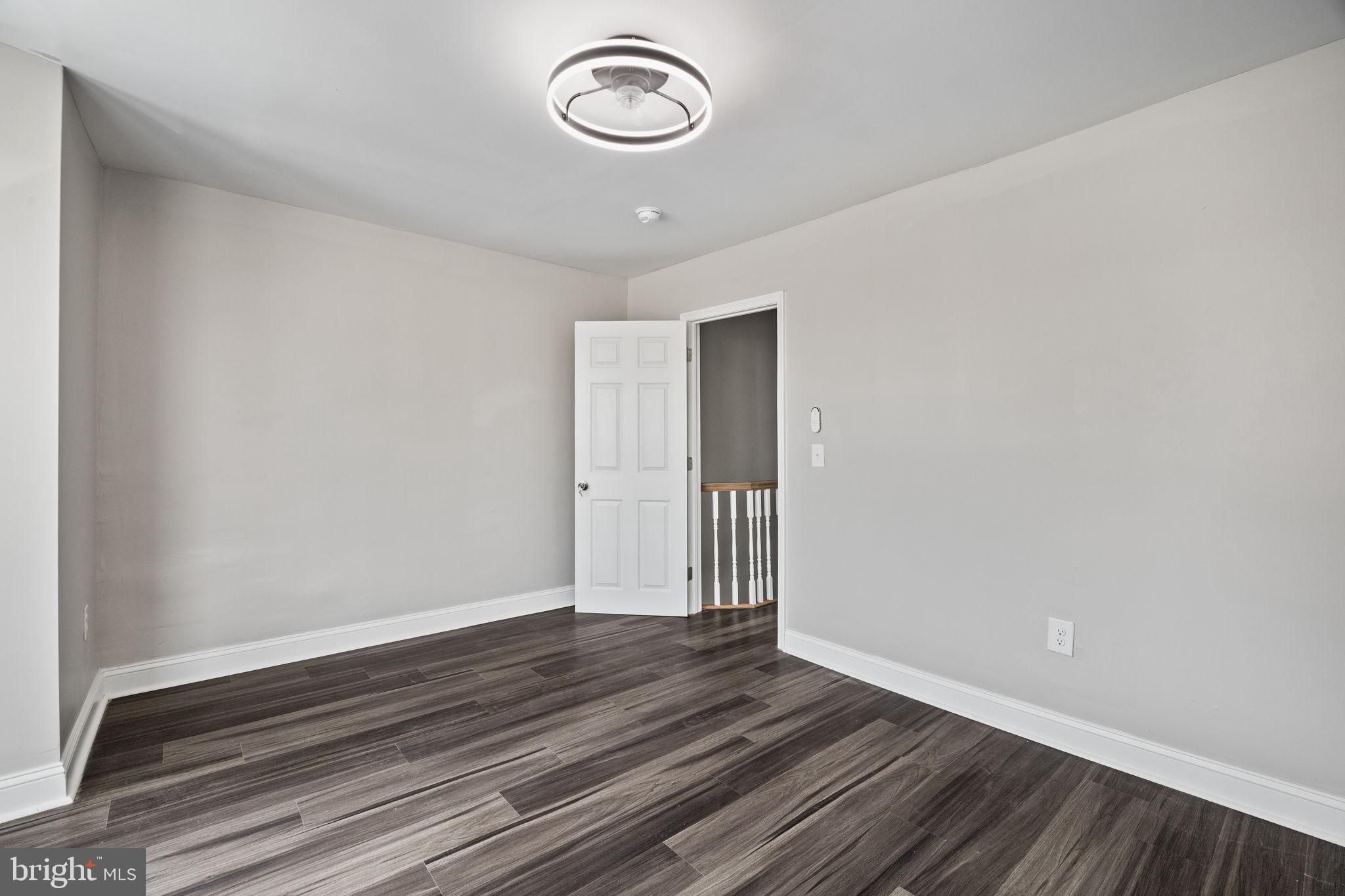 MANTUA - Residential