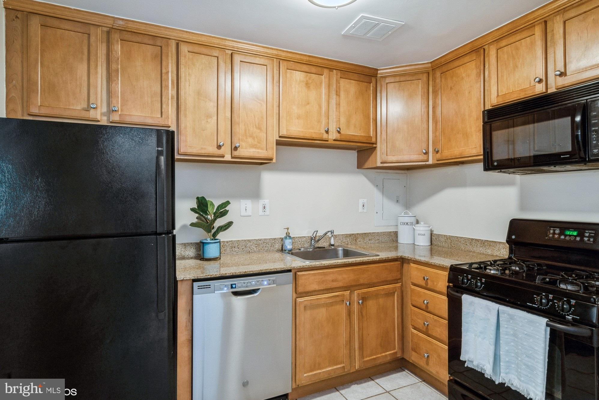 MAIN STREET GREEN - Residential