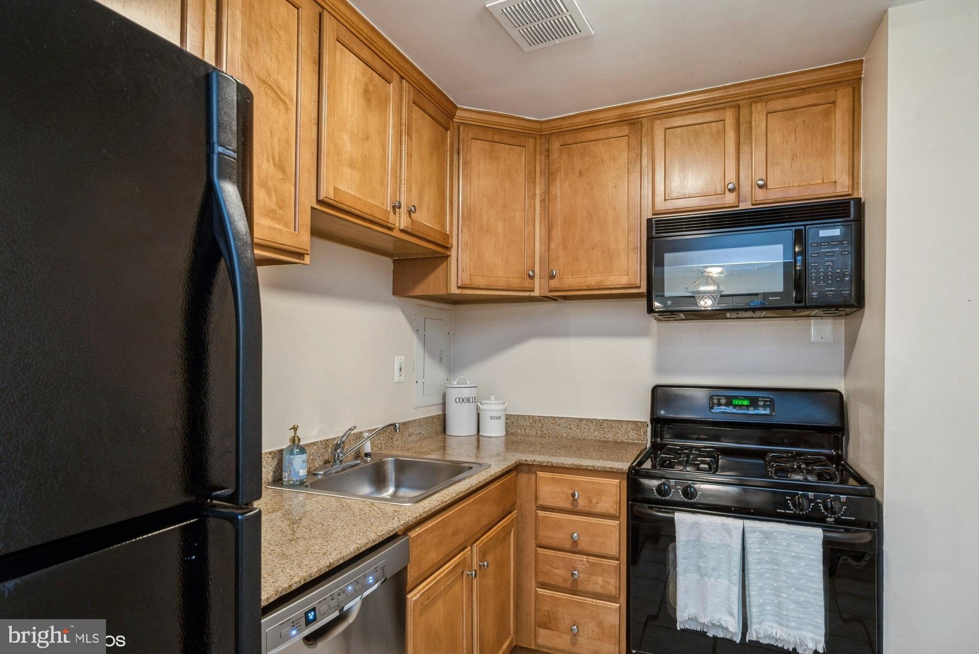 MAIN STREET GREEN - Residential