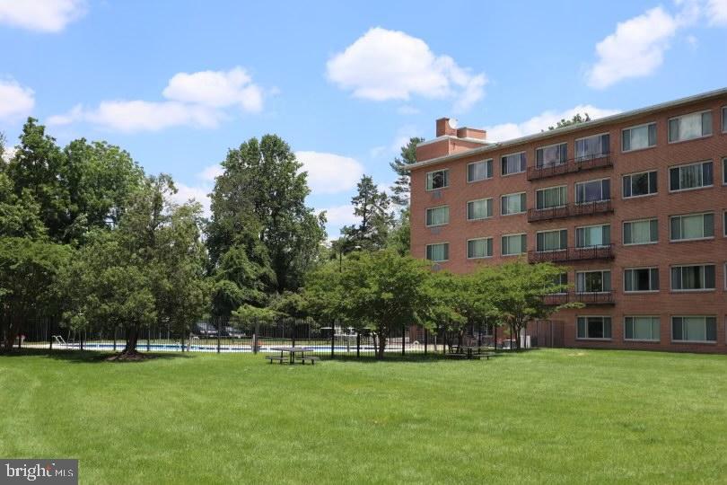 MAIN STREET GREEN - Residential