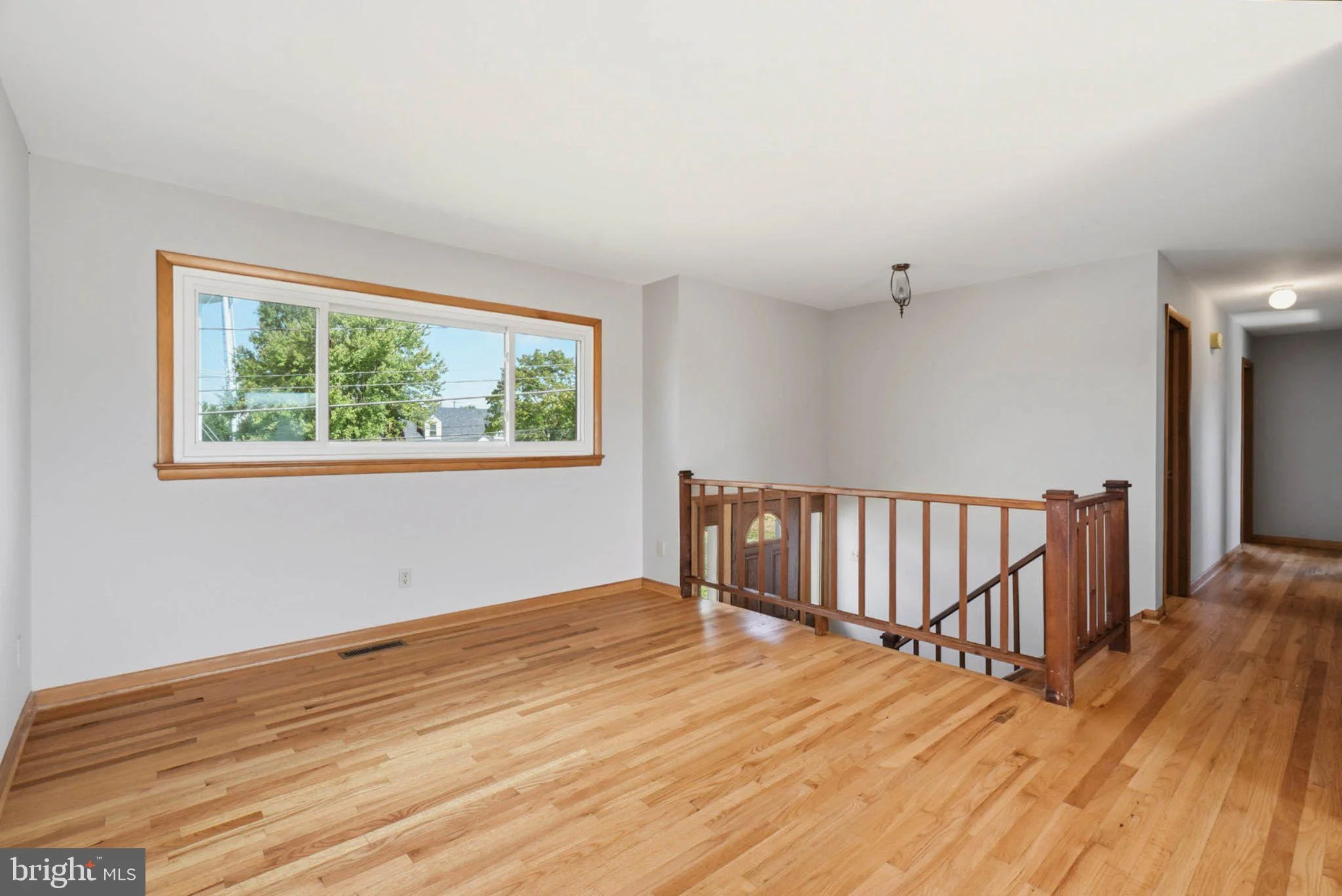 516 E Baltimore Street, Taneytown, MD 21787 photo 3