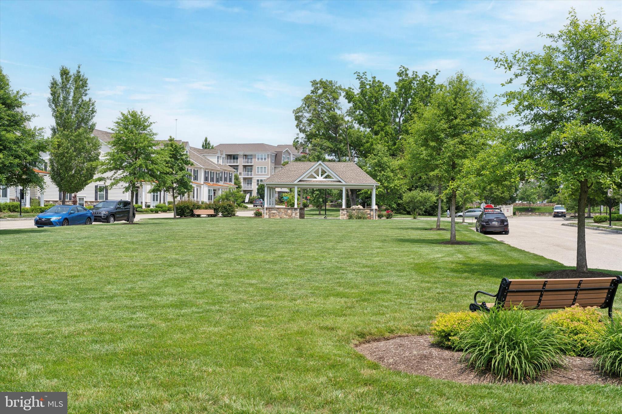 COLD POINT VILLAGE - Residential