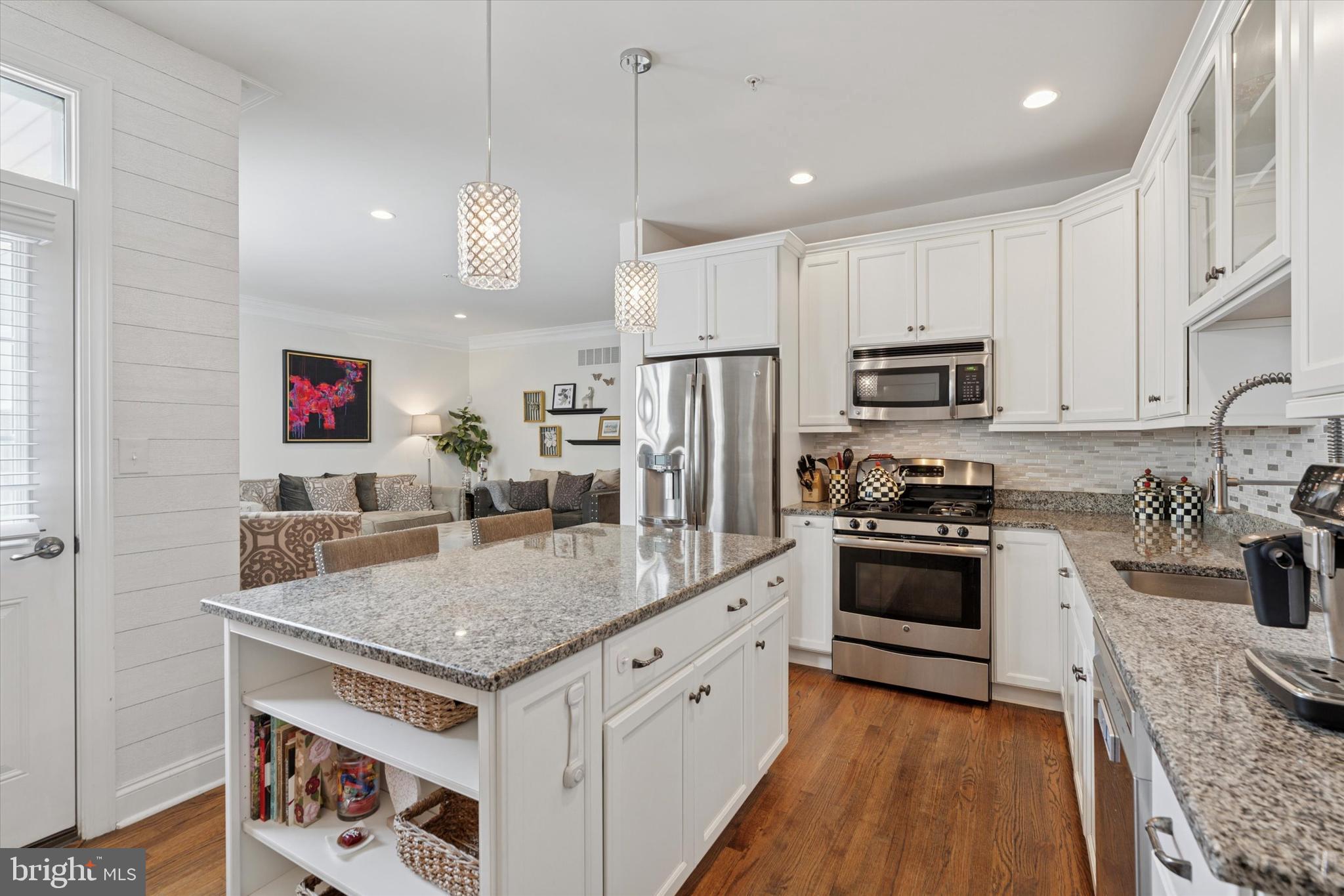 COLD POINT VILLAGE - Residential