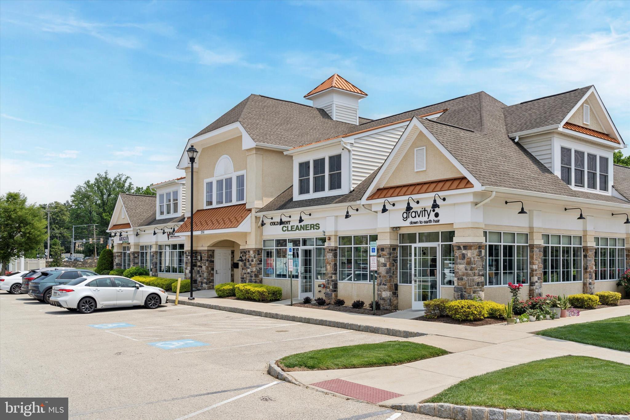 COLD POINT VILLAGE - Residential