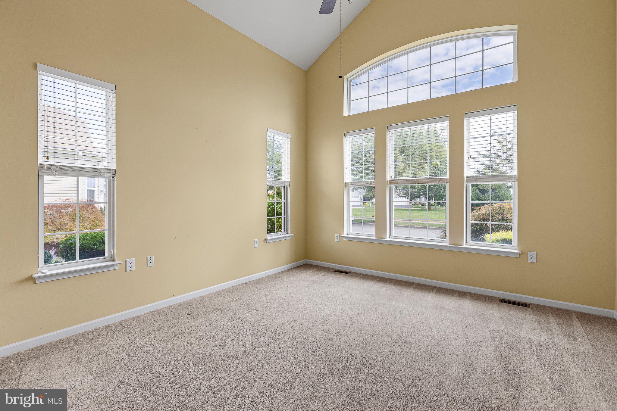 13 PALISADE CIRCLE