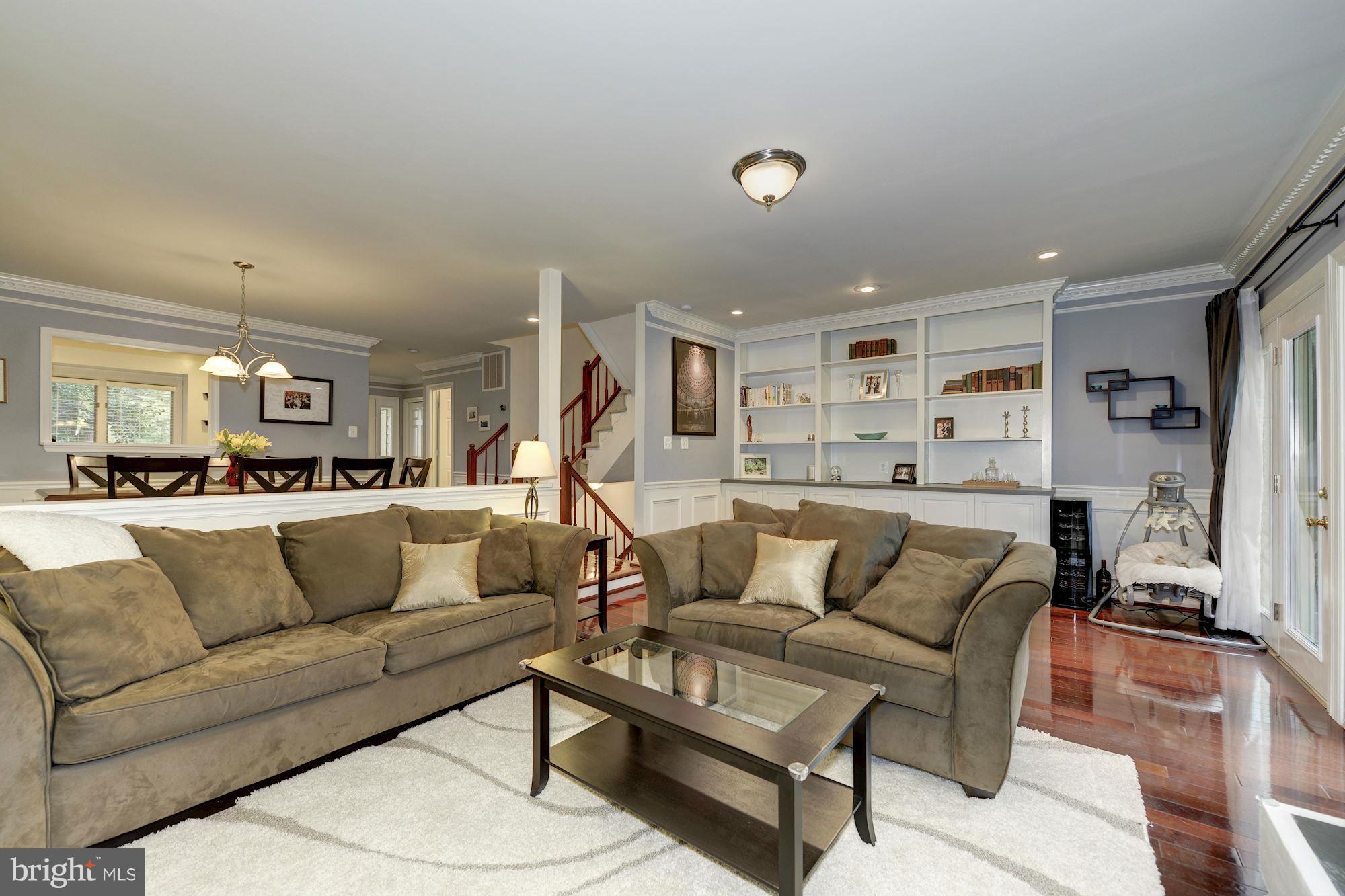 FAIR LAKES - Residential