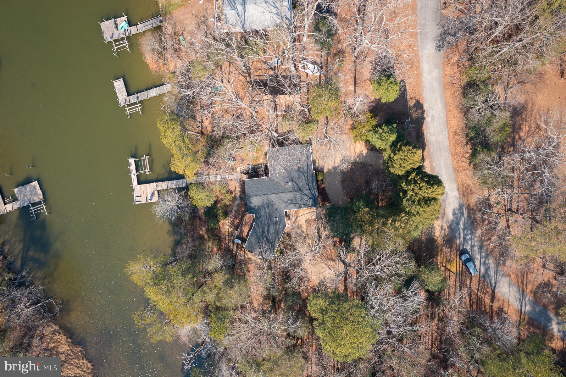 SHERWOOD FOREST SHORES - Residential