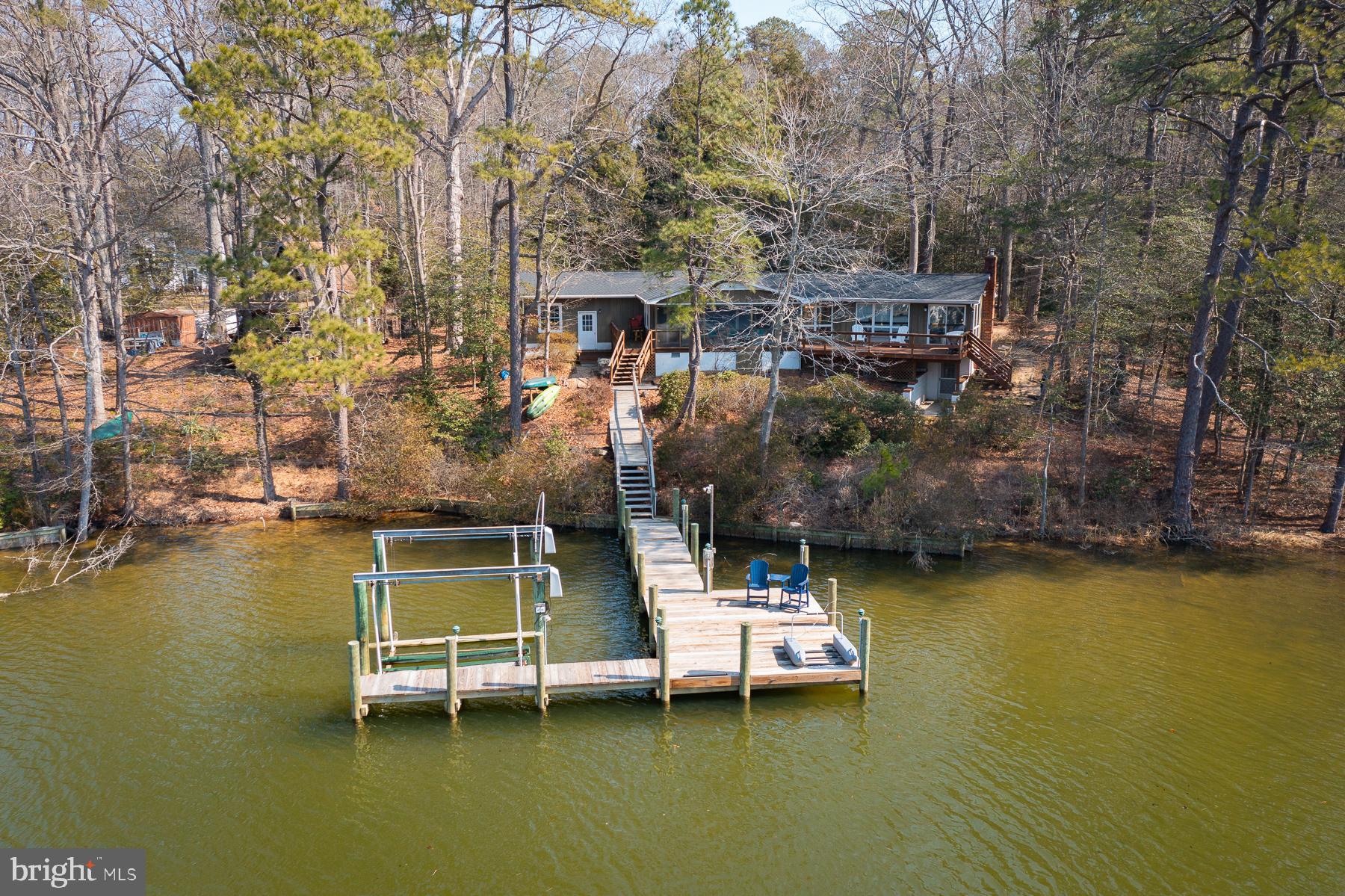 SHERWOOD FOREST SHORES - Residential