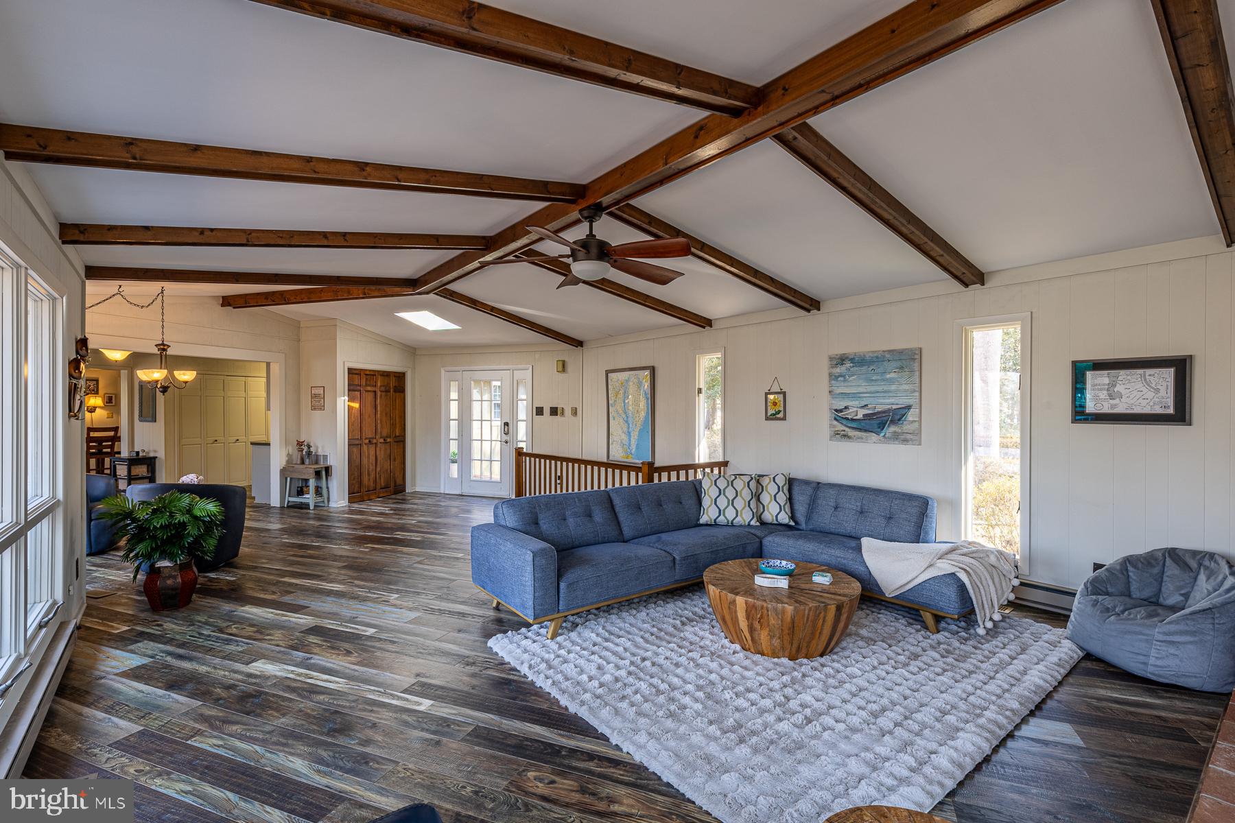 SHERWOOD FOREST SHORES - Residential