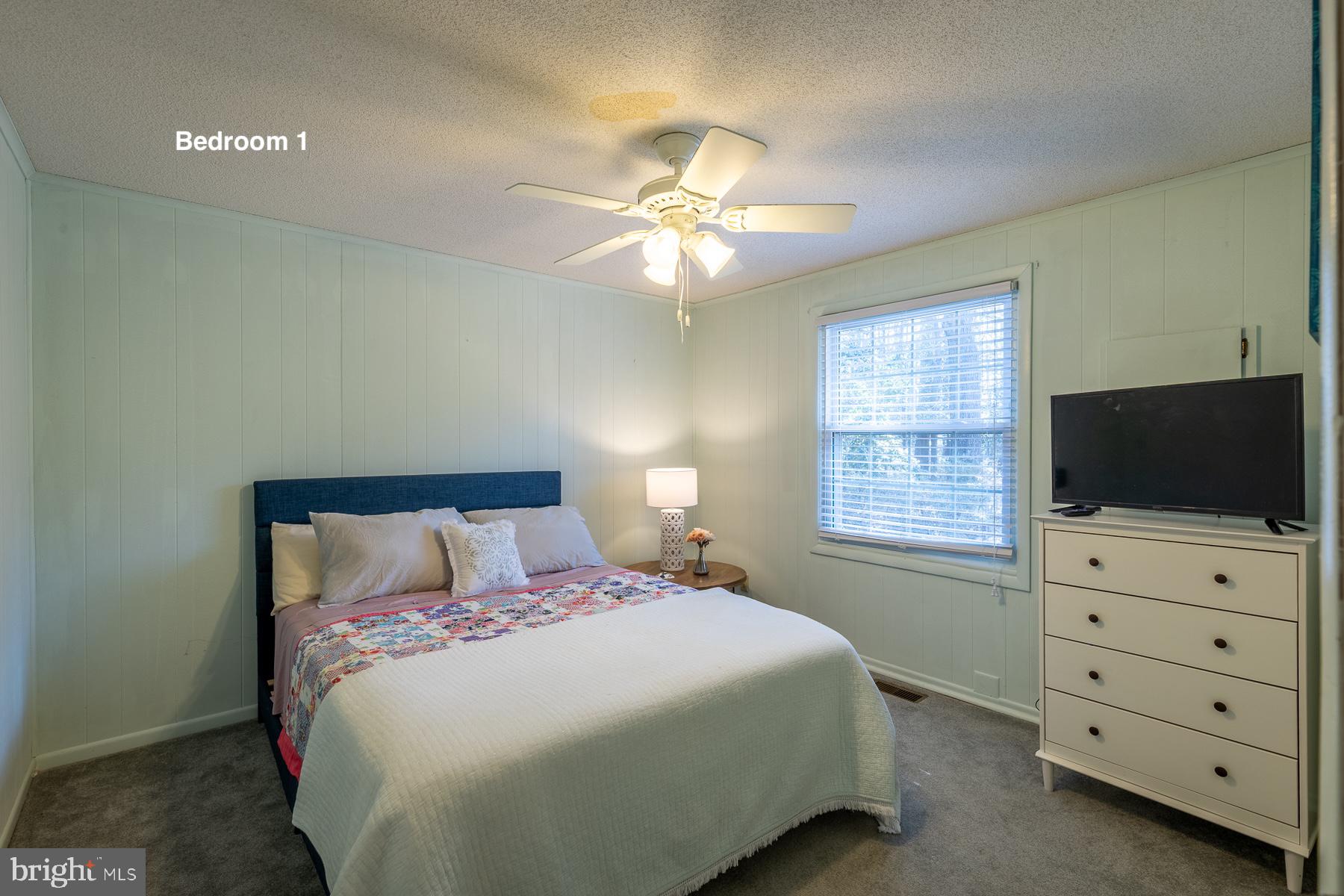 SHERWOOD FOREST SHORES - Residential