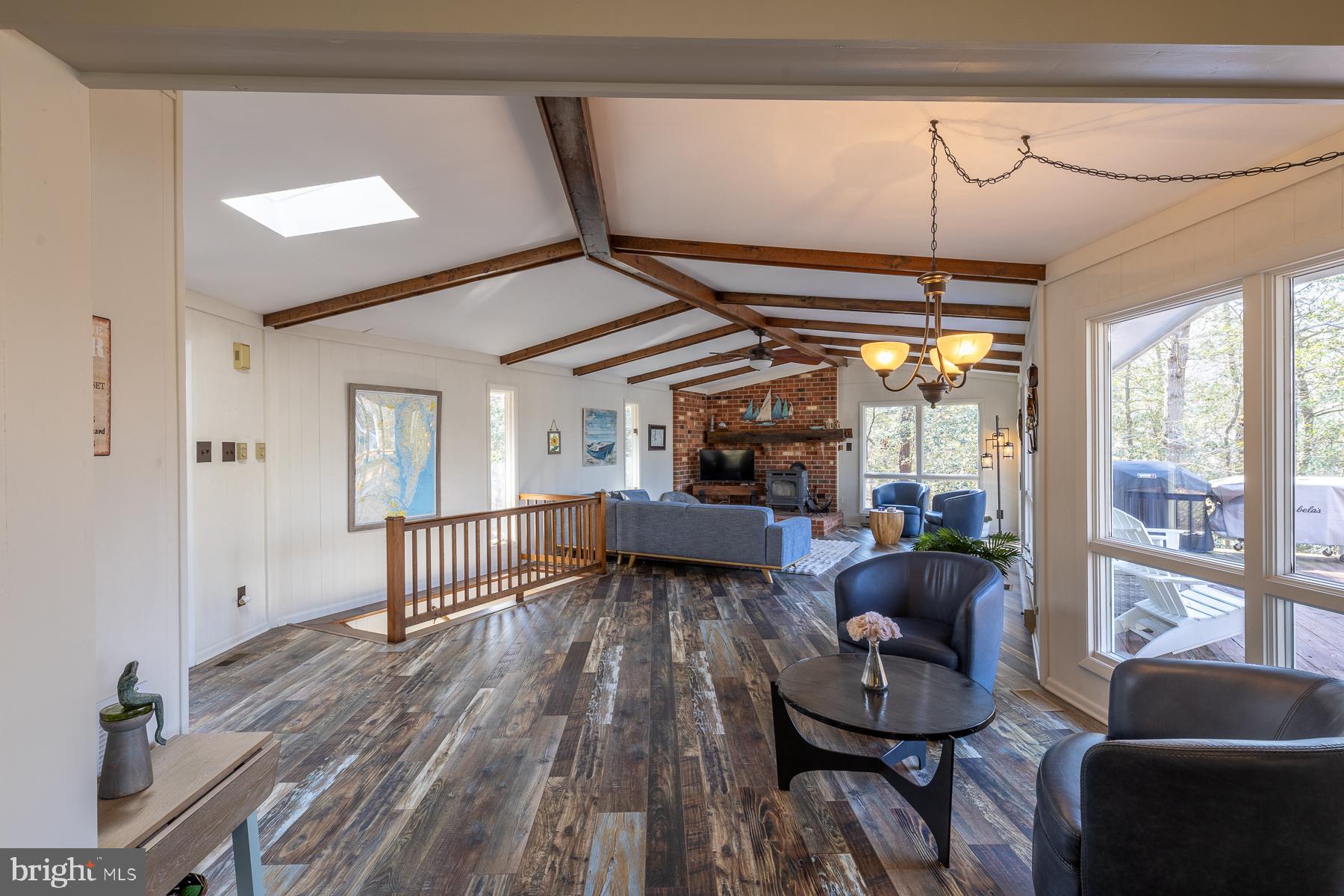 SHERWOOD FOREST SHORES - Residential