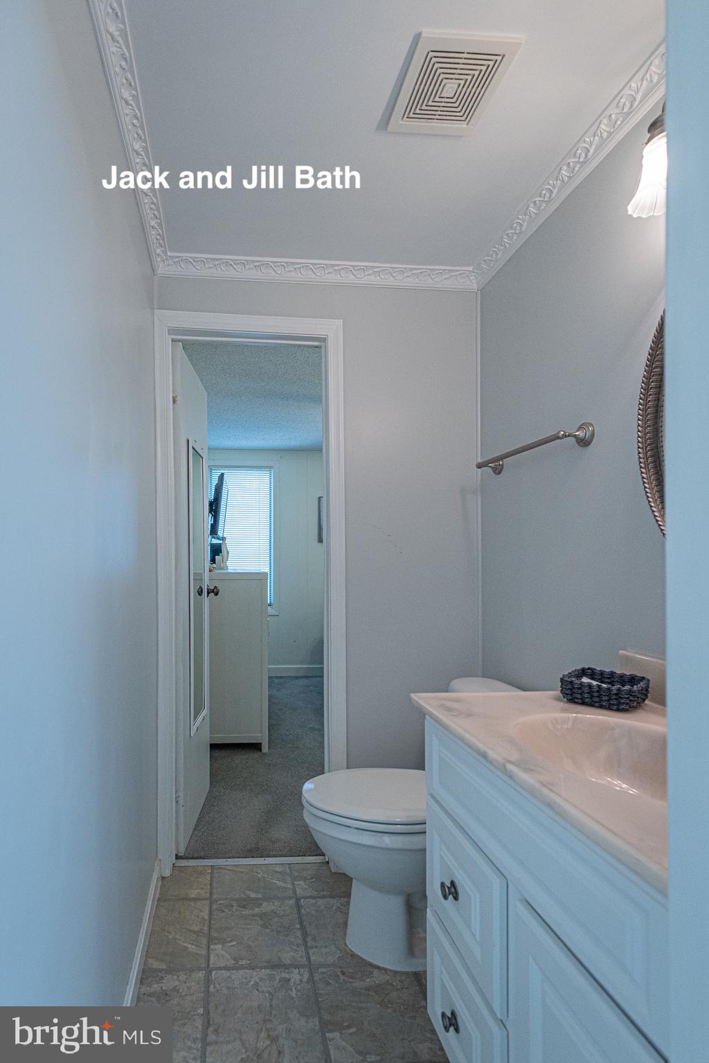 SHERWOOD FOREST SHORES - Residential