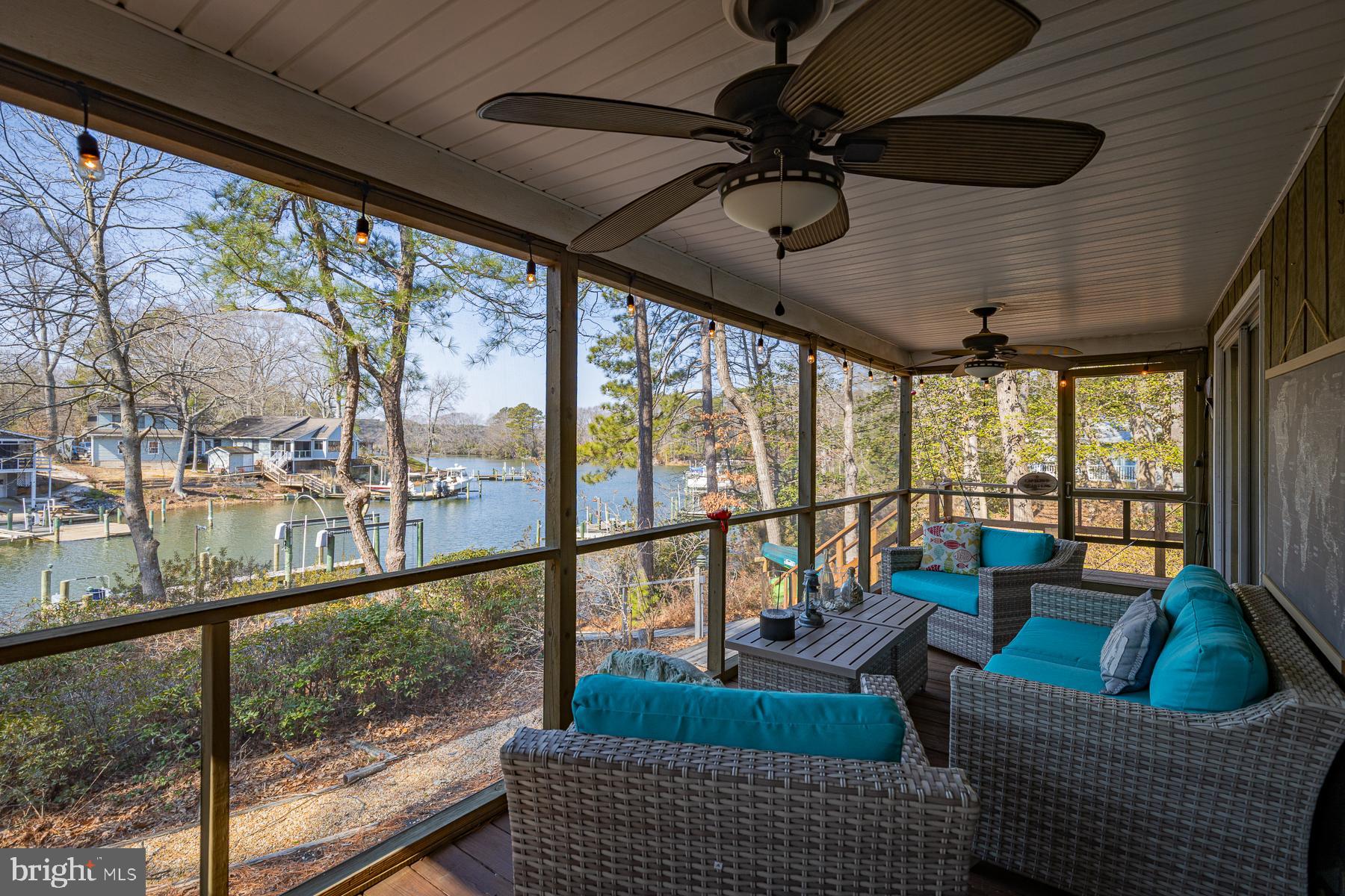 SHERWOOD FOREST SHORES - Residential