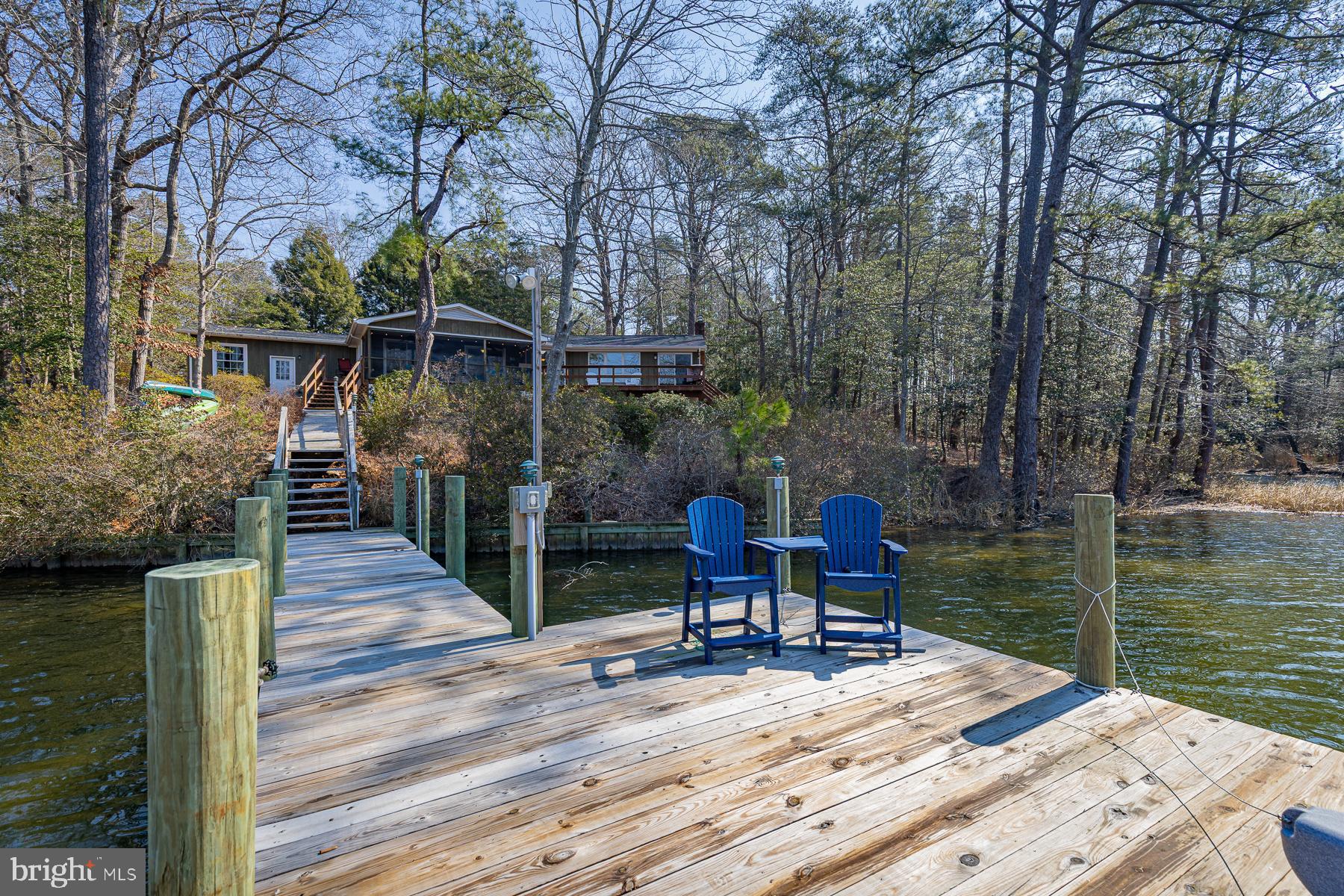 SHERWOOD FOREST SHORES - Residential