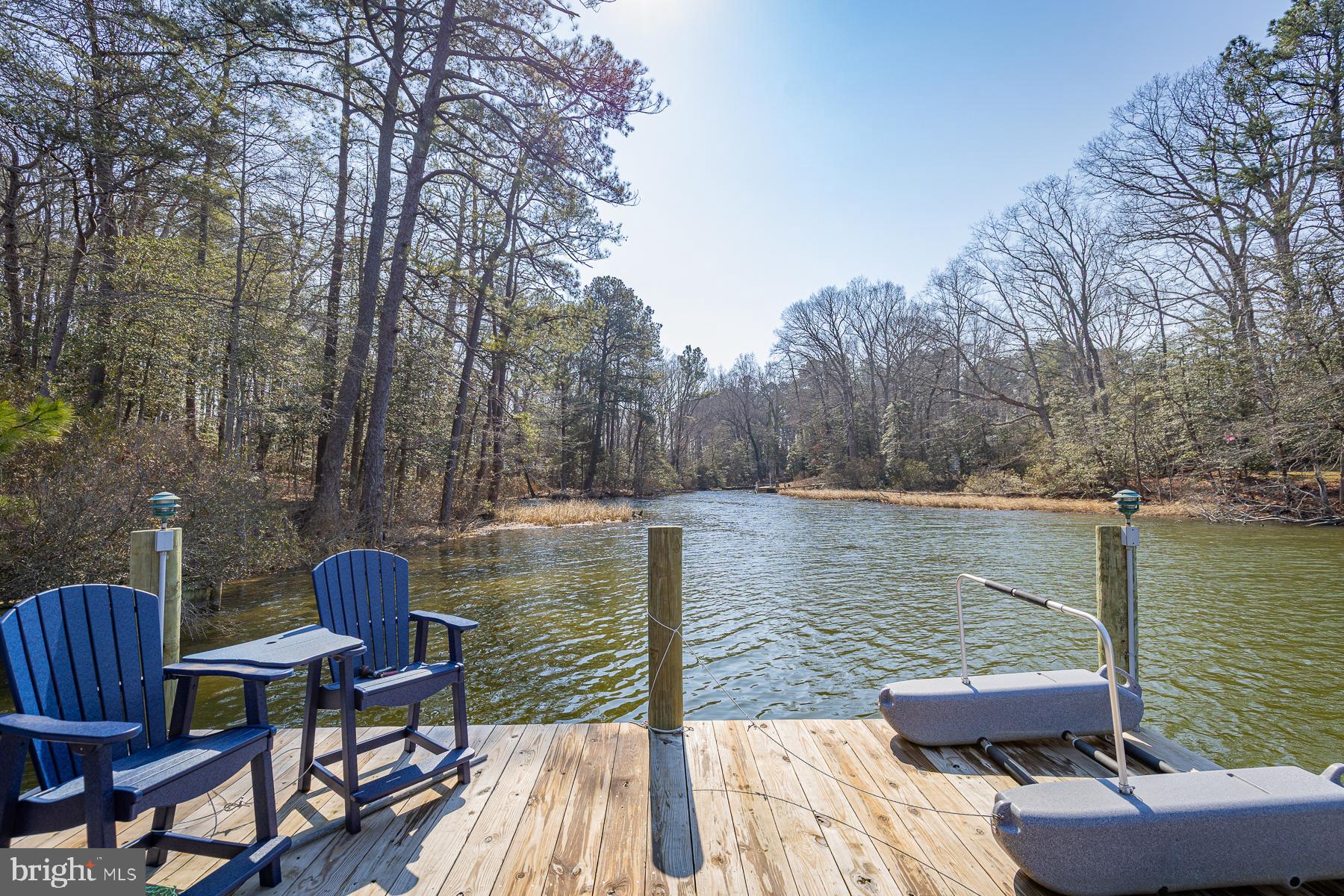 SHERWOOD FOREST SHORES - Residential