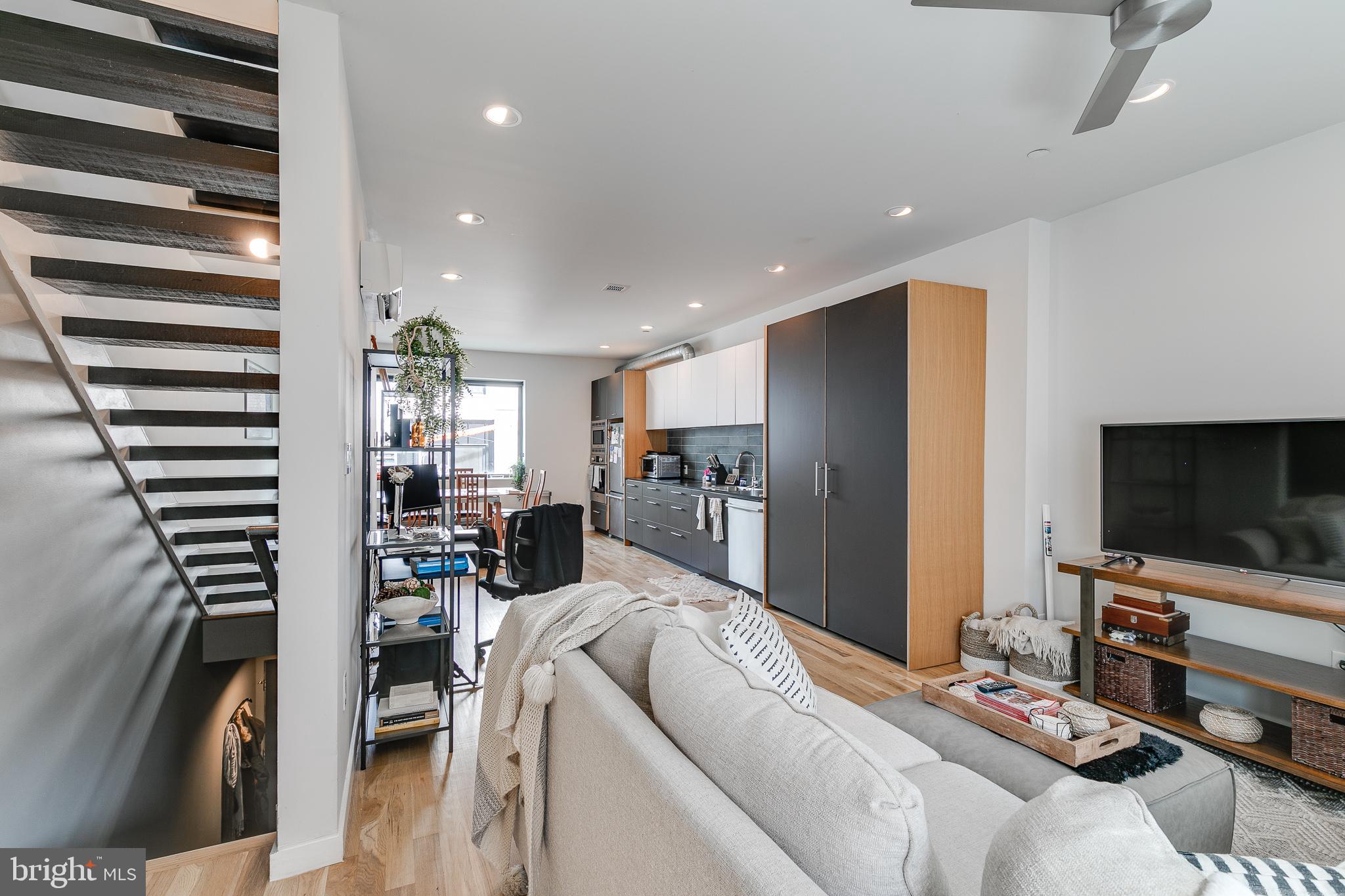 OLDE KENSINGTON - Residential