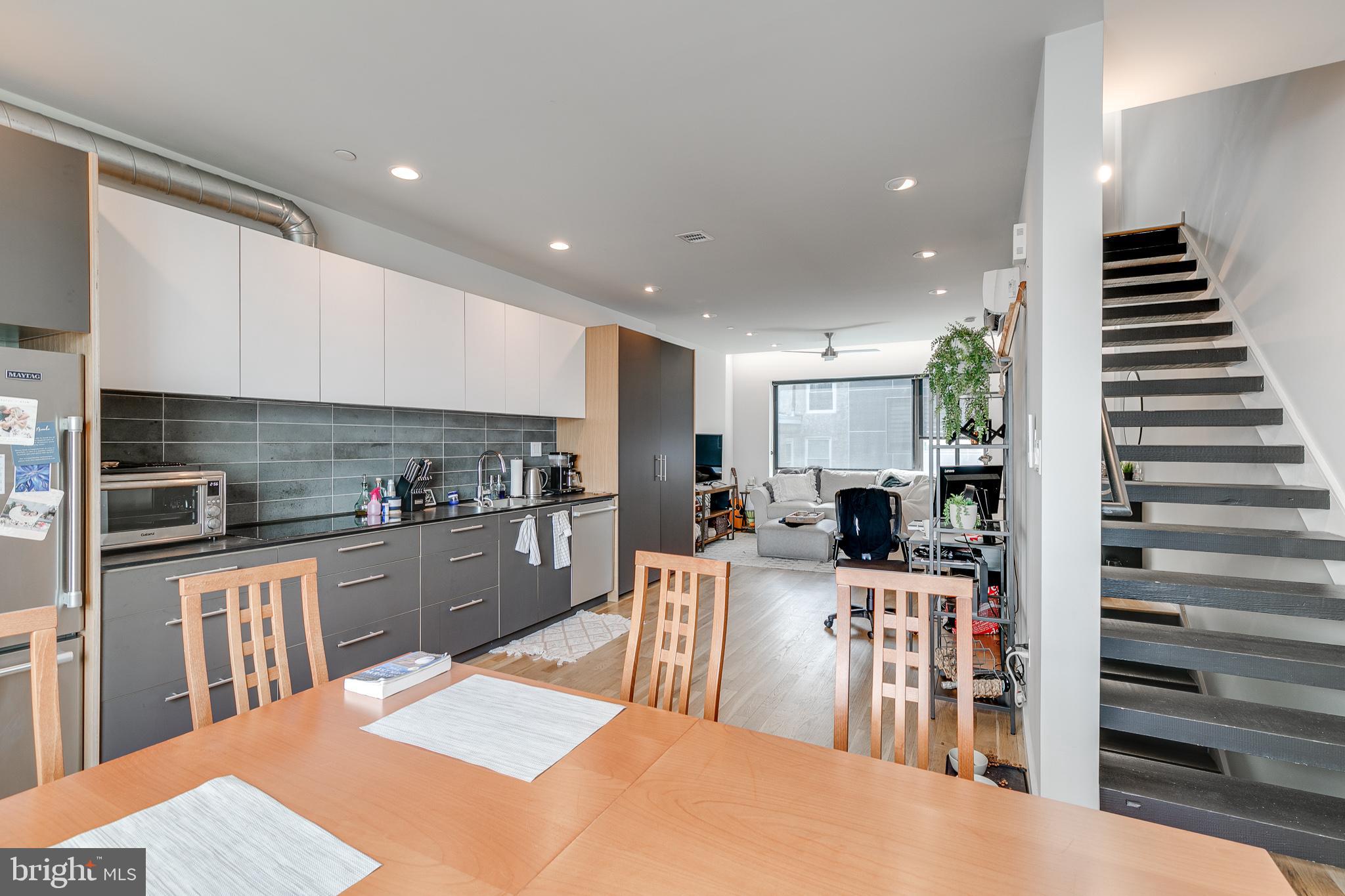 OLDE KENSINGTON - Residential